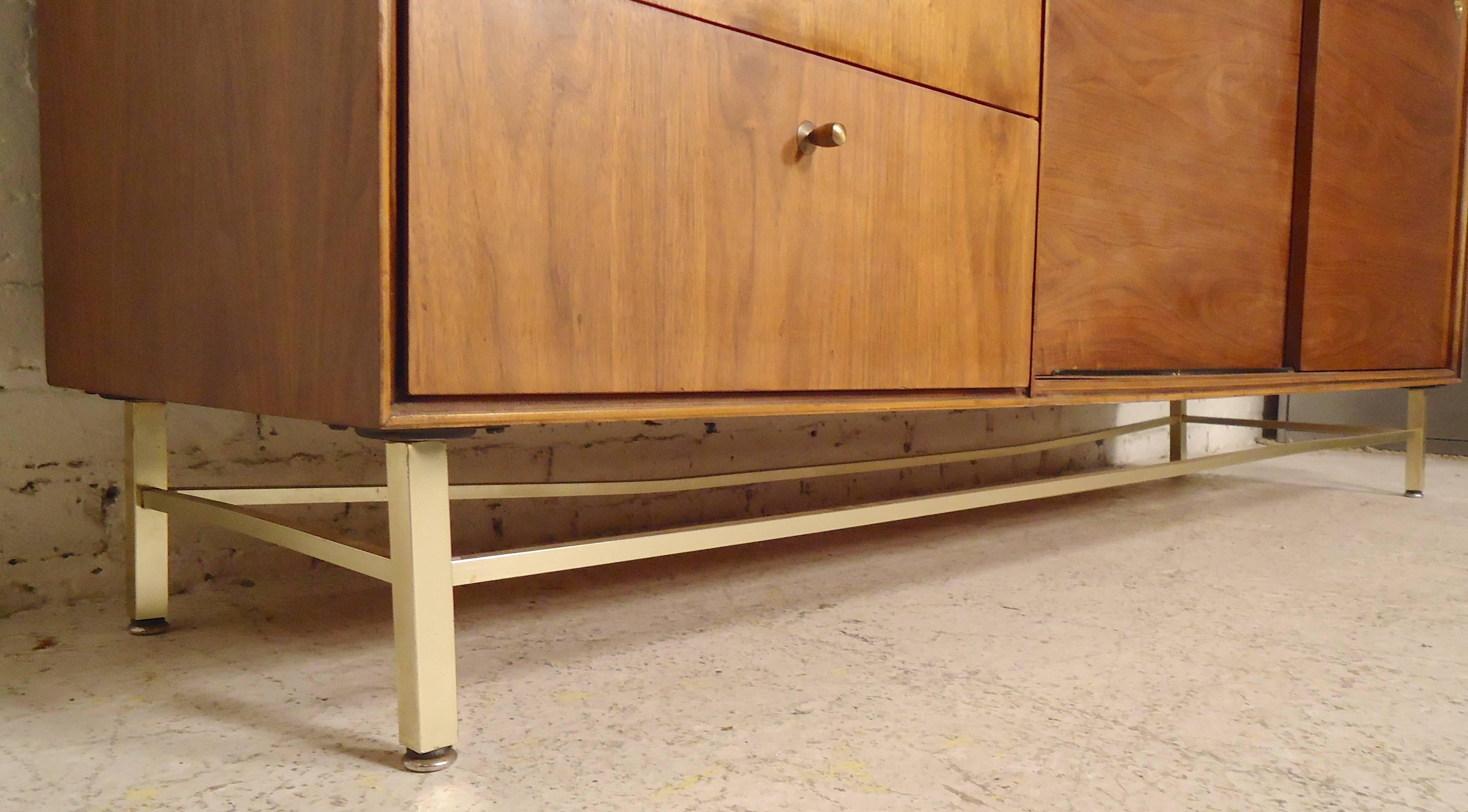 Mid-Century Modern John Stuart Midcentury Credenza For Sale