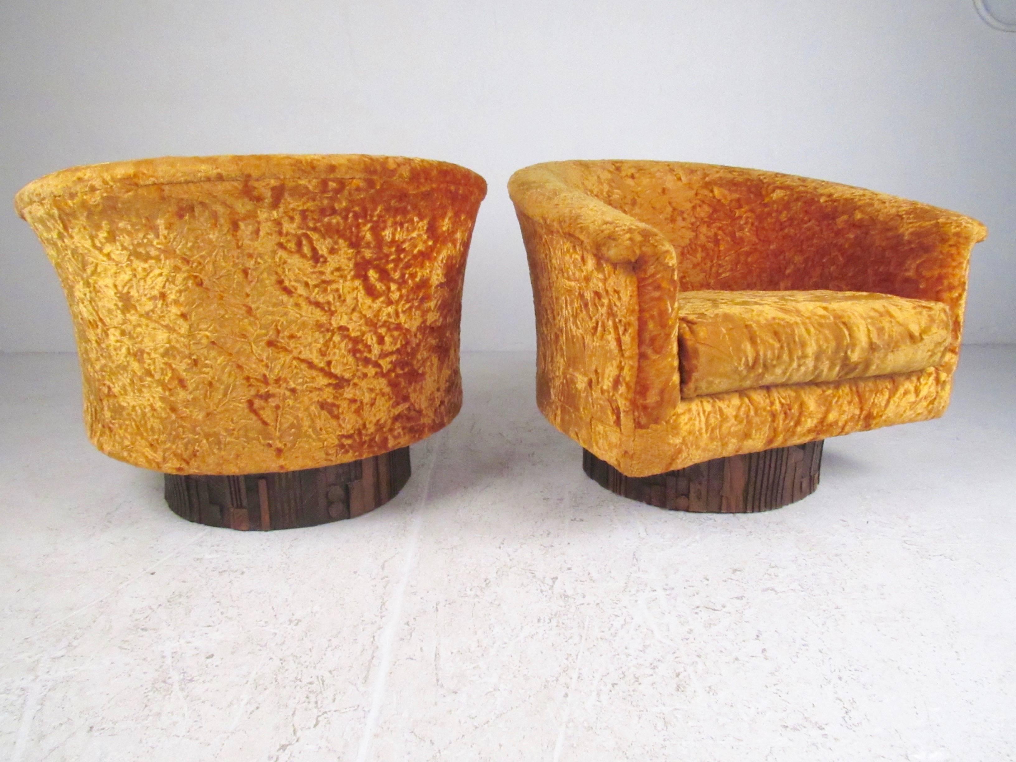 American Pair of Swivel Club Chairs by Adrian Pearsall for Craft Associates