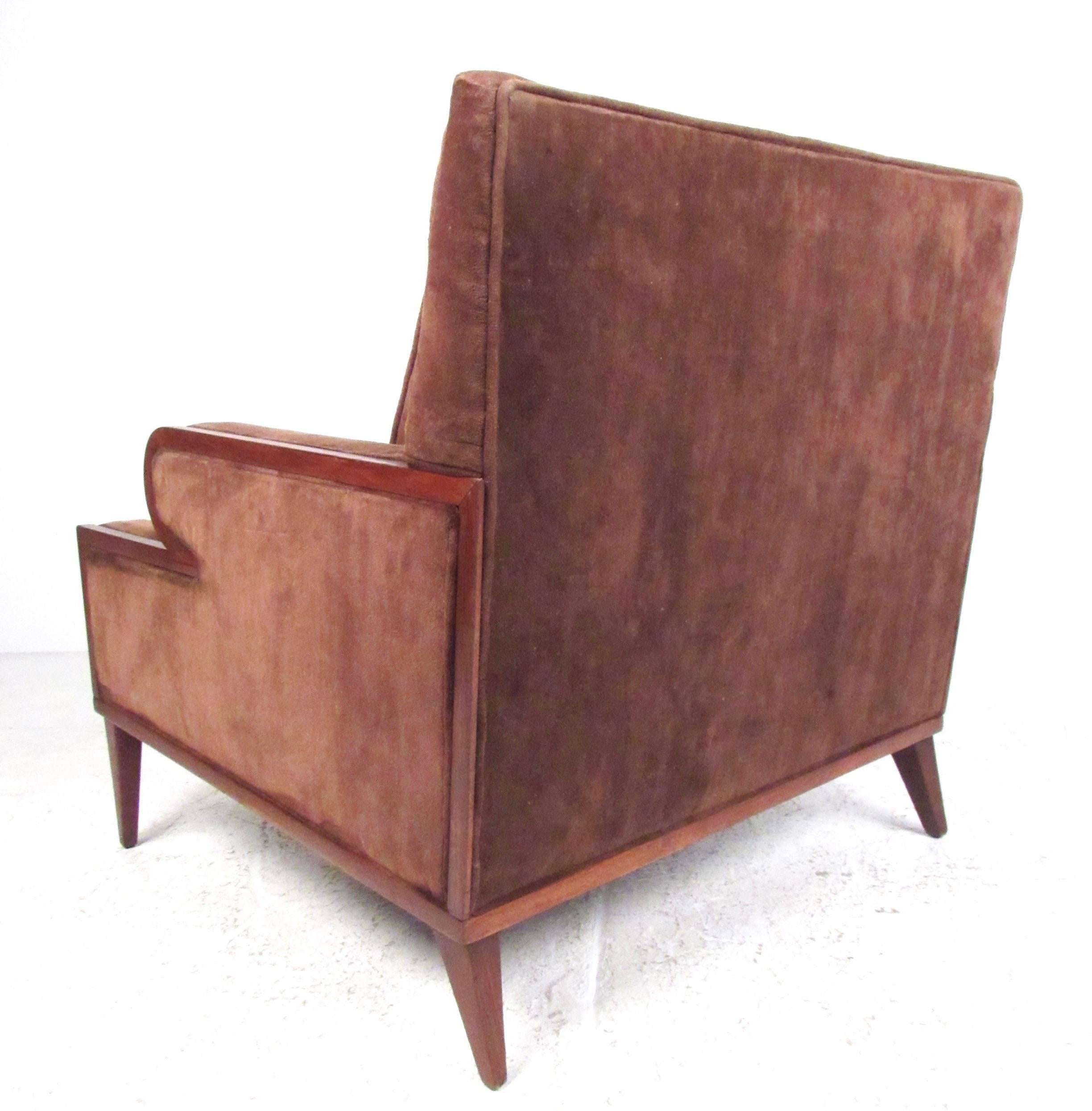 Pair of Vintage Modern Upholstered Club Chairs 4