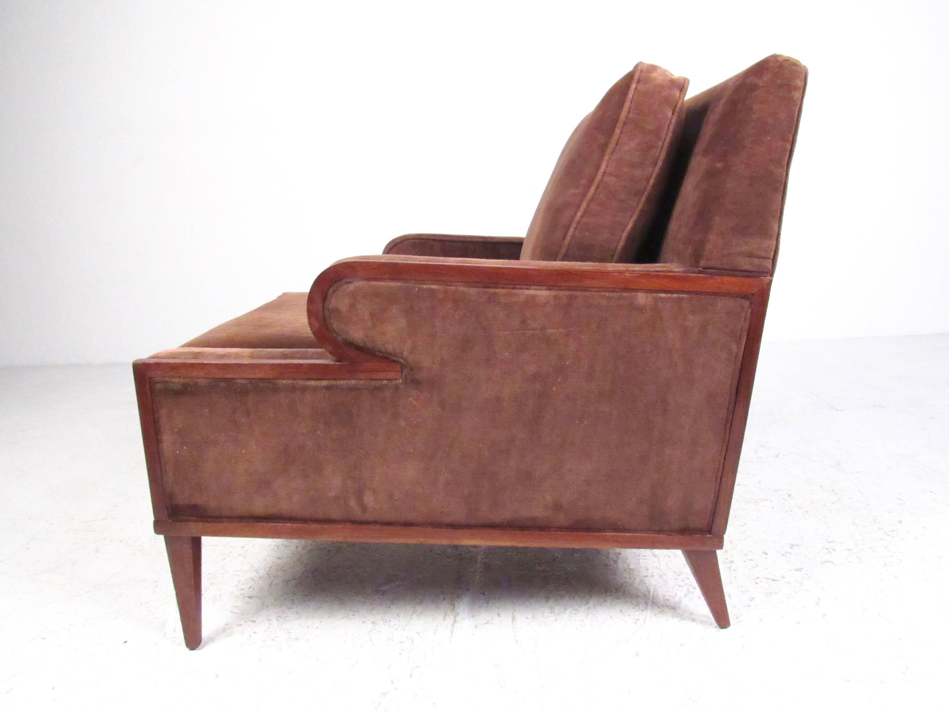 Pair of Vintage Modern Upholstered Club Chairs 1