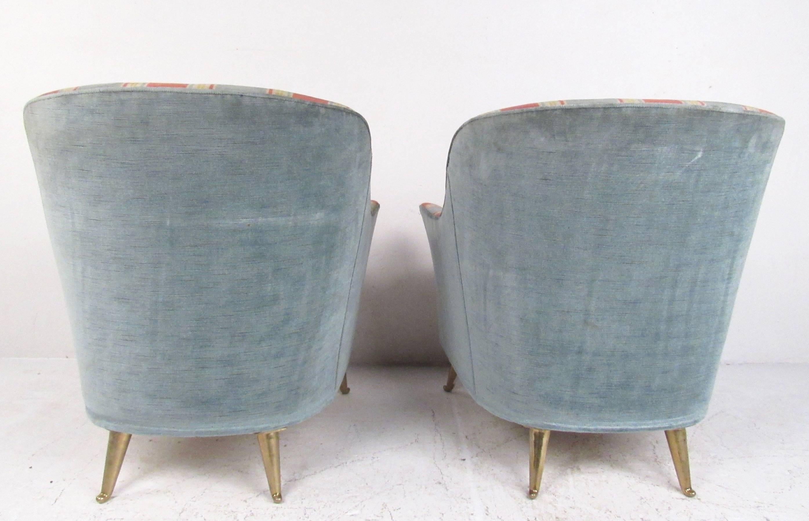 Mid-20th Century Italian Modern Lounge Chairs in the Style of Gio Ponti