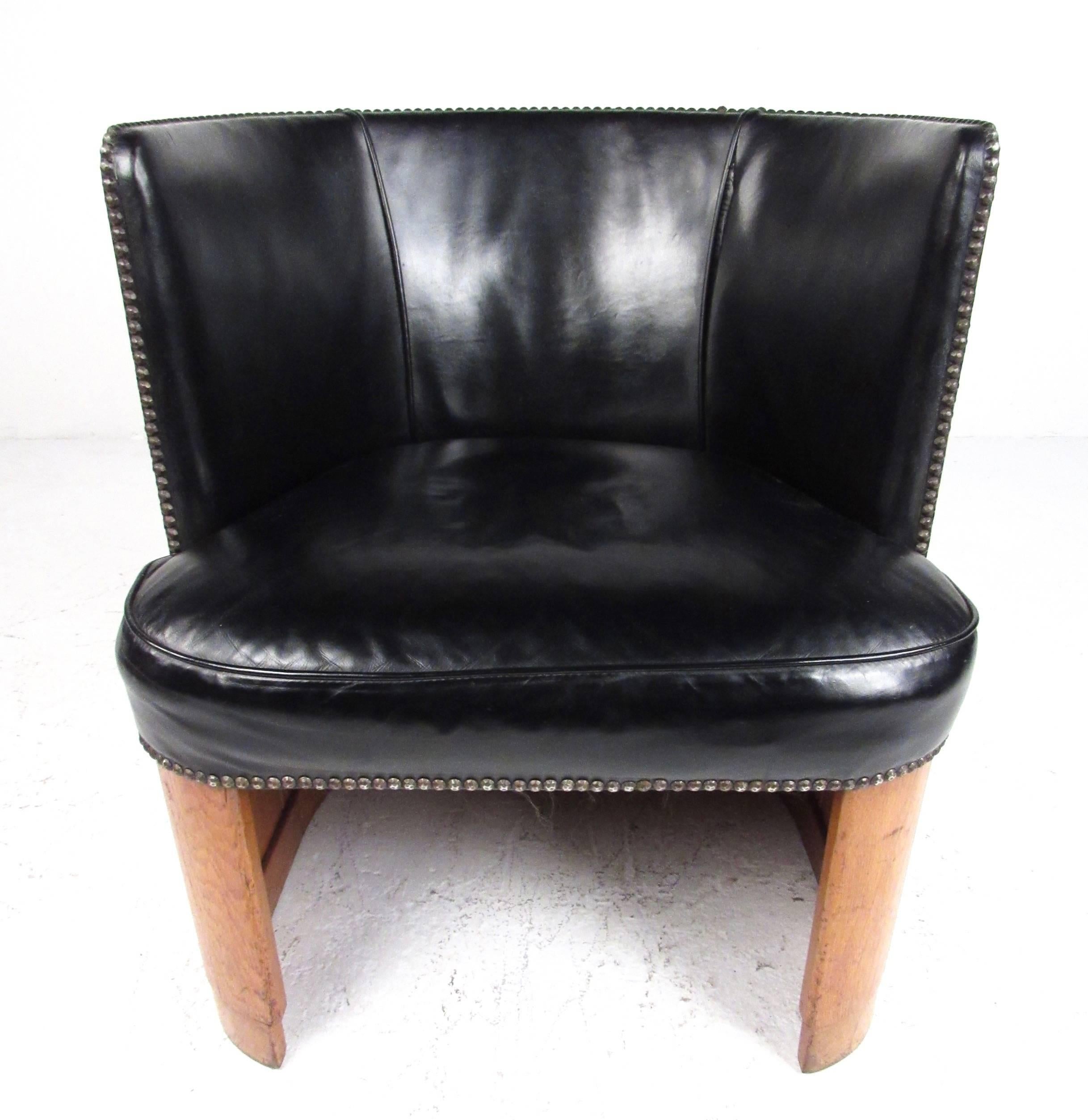 Mid-Century Modern Vintage Oak Barrel Back Club Chair
