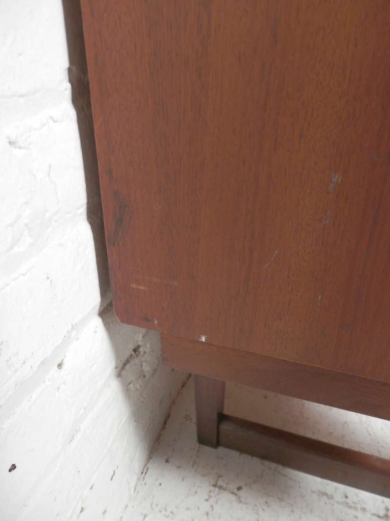 American Vintage Spade Handle Highboy Dresser And Nightstand