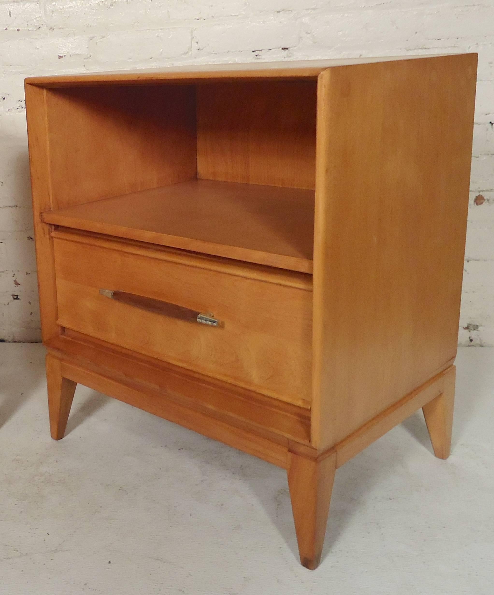 Bedside tables have an attractive curved front. Open shelf and bottom drawer.

Nightstands: 21