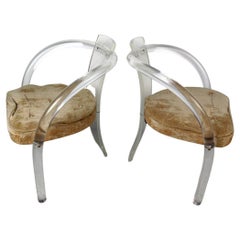 Paire de chaises en lucite mi-siècle moderne avec coussins rembourrés