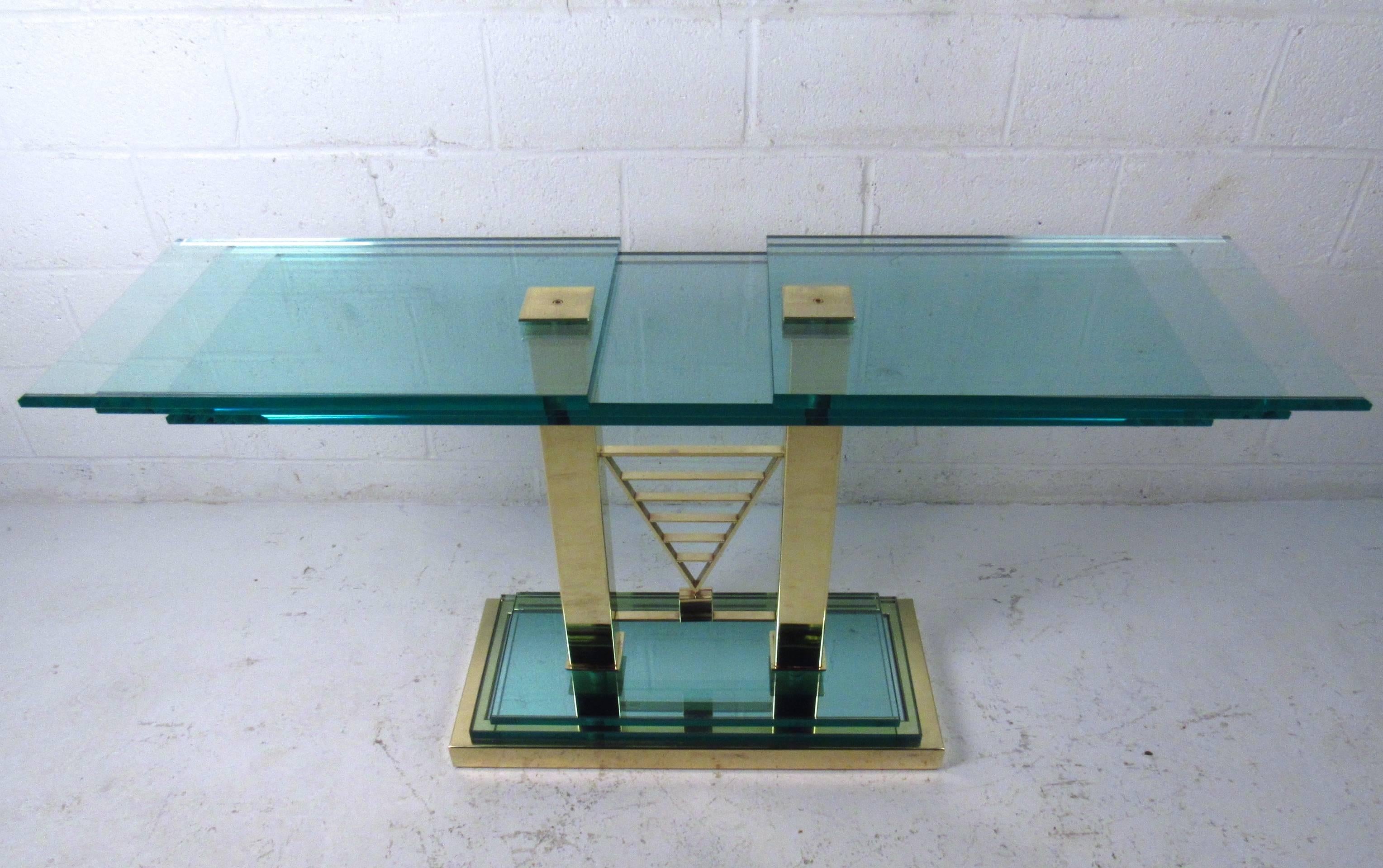 Exquisite Brass and Glass Tiered Console Table In Good Condition In Brooklyn, NY