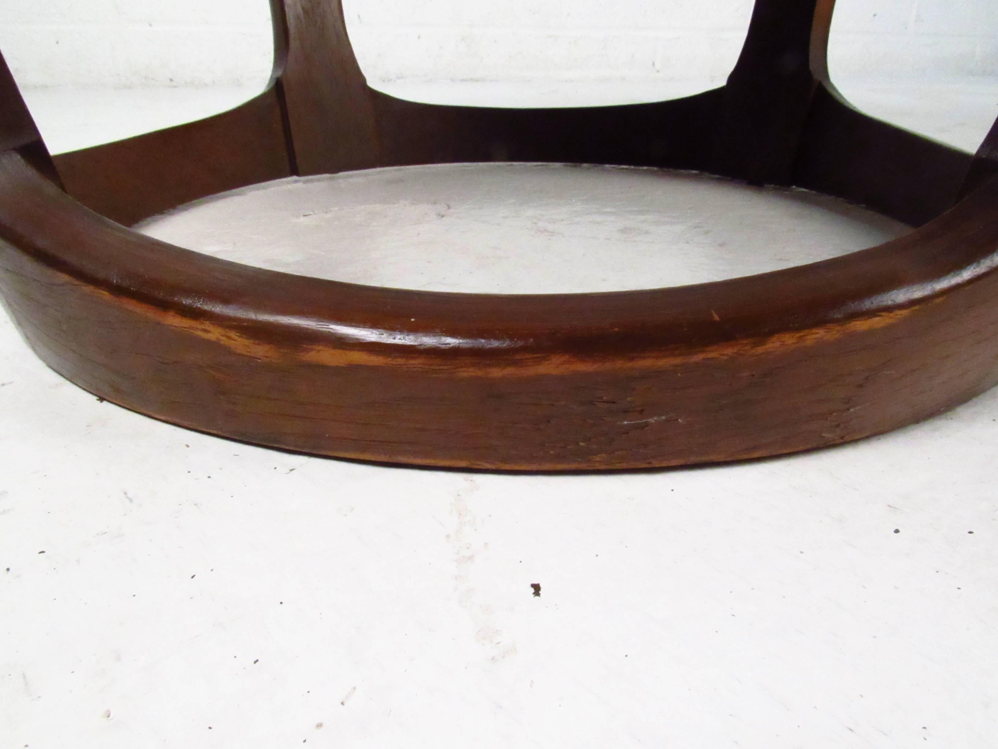 Mid-Century Modern American Walnut Side Table by Lane 3