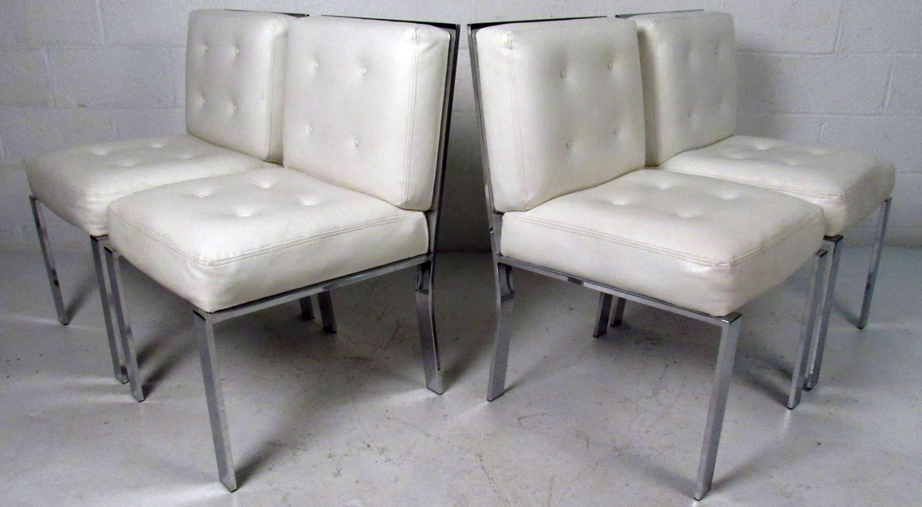 Chrome Mid-Century Modern Dining Chairs attributed to Milo Baughman For Sale