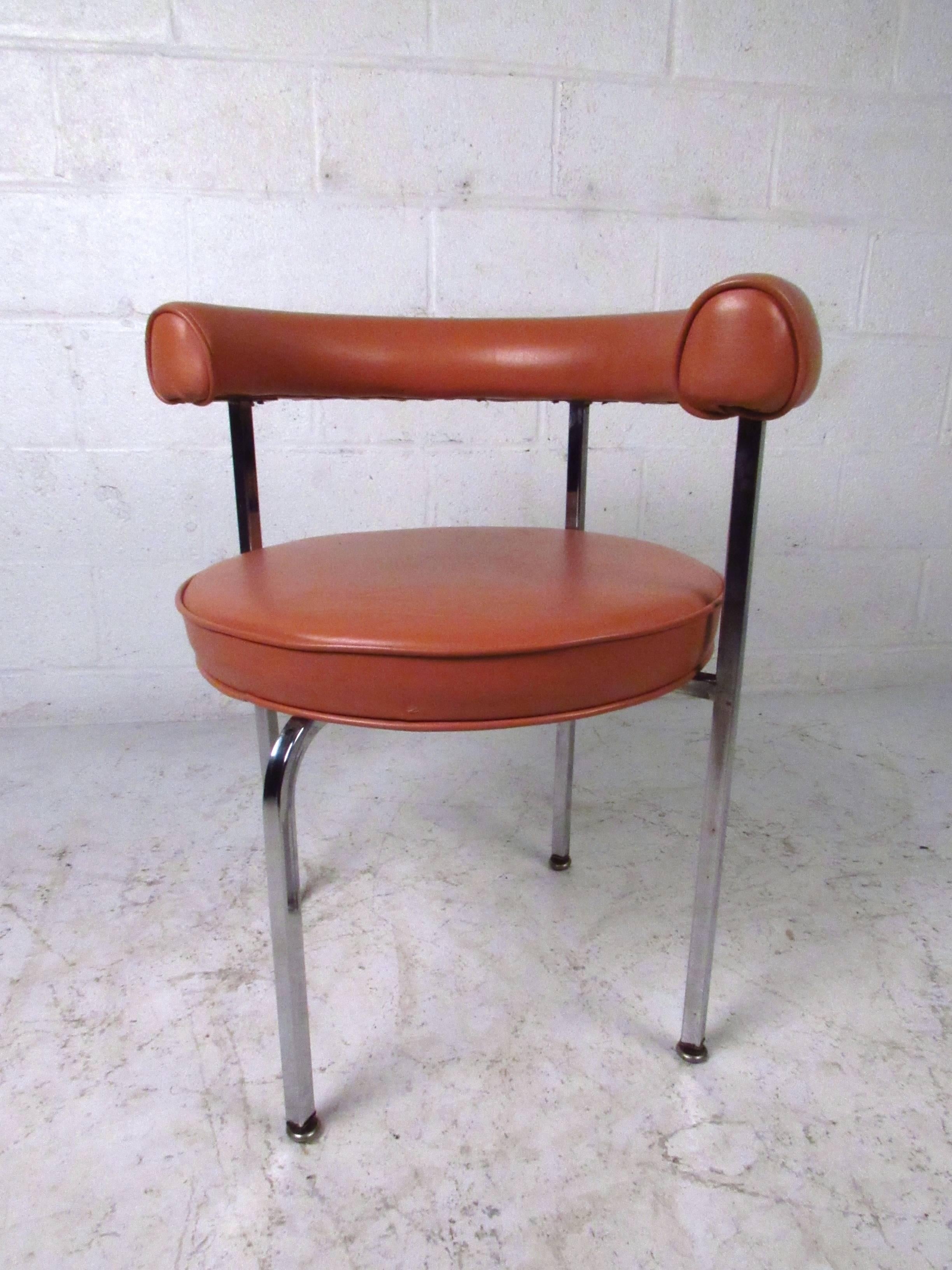 Mid-20th Century Mid-Century Modern Cassina Style Barrel Back Side Chairs