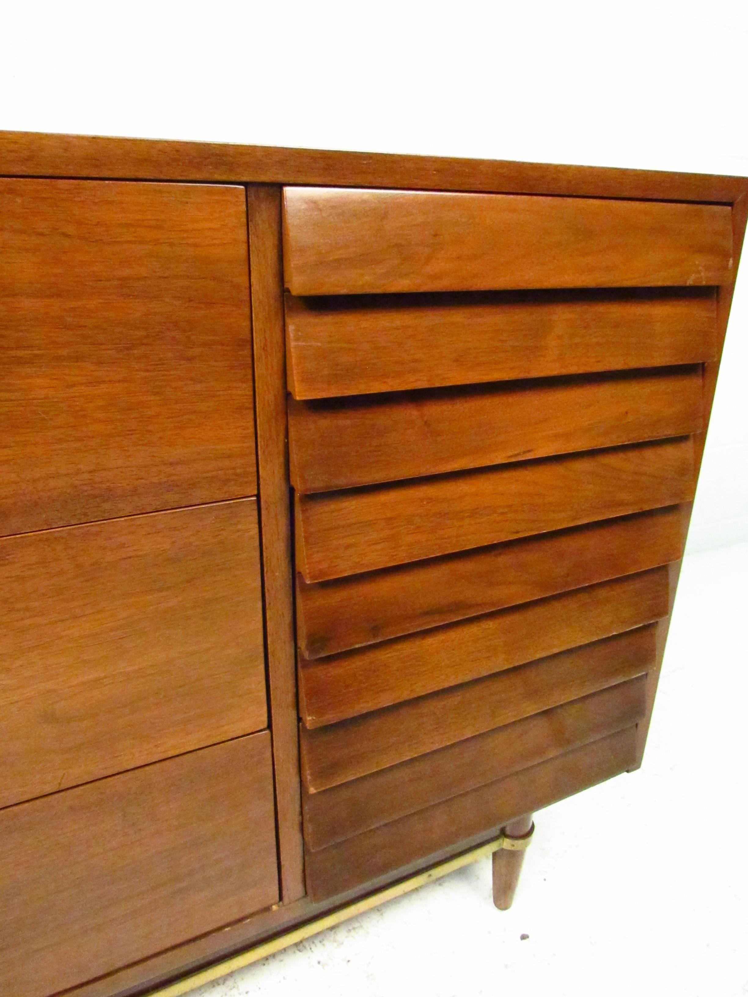 Mid-Century Modern Dresser by Merton Gershun for American of Martinsville 4