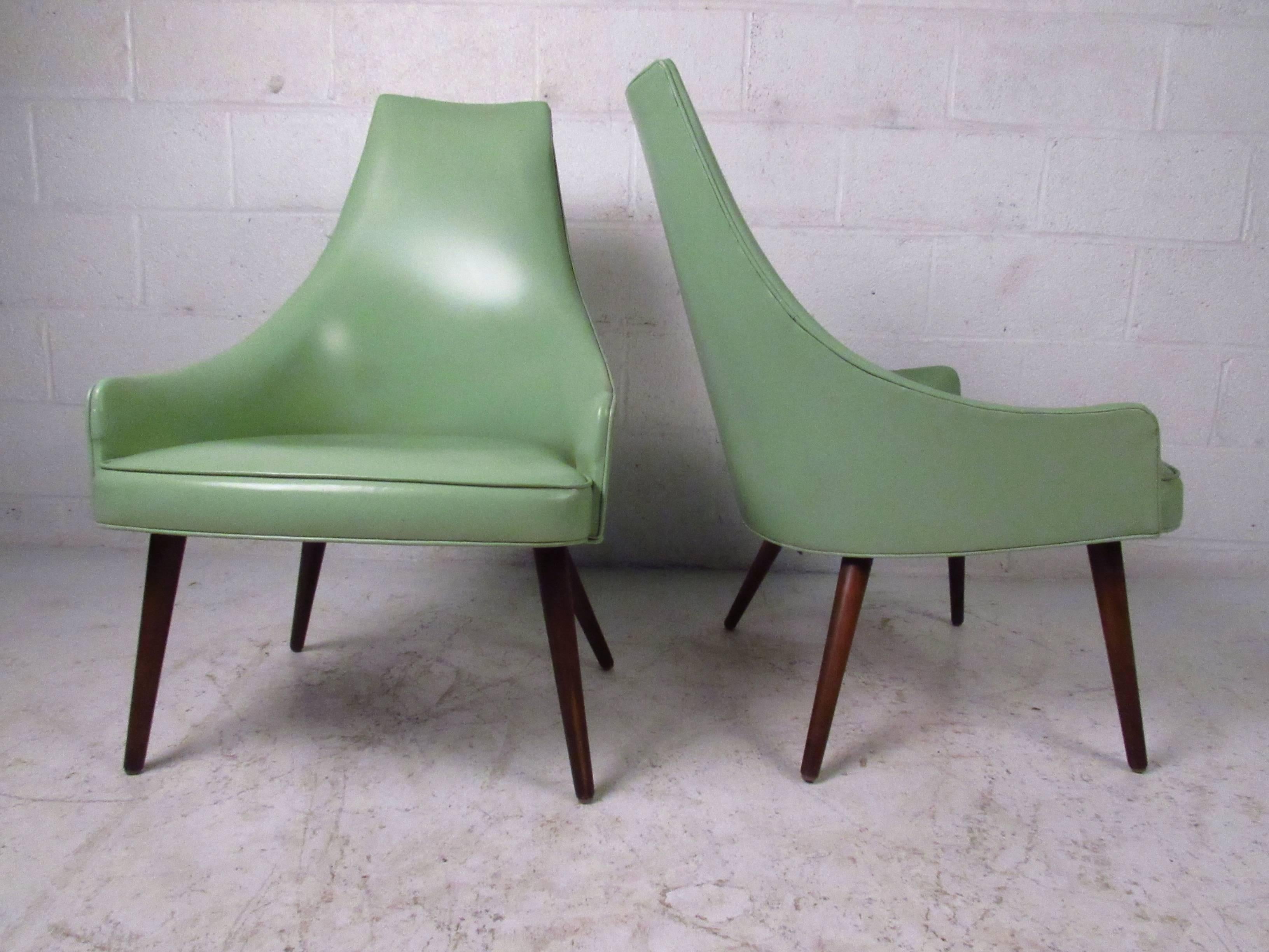 Mid-Century Modern Pair of Mid-Century High Back Vinyl Chairs For Sale