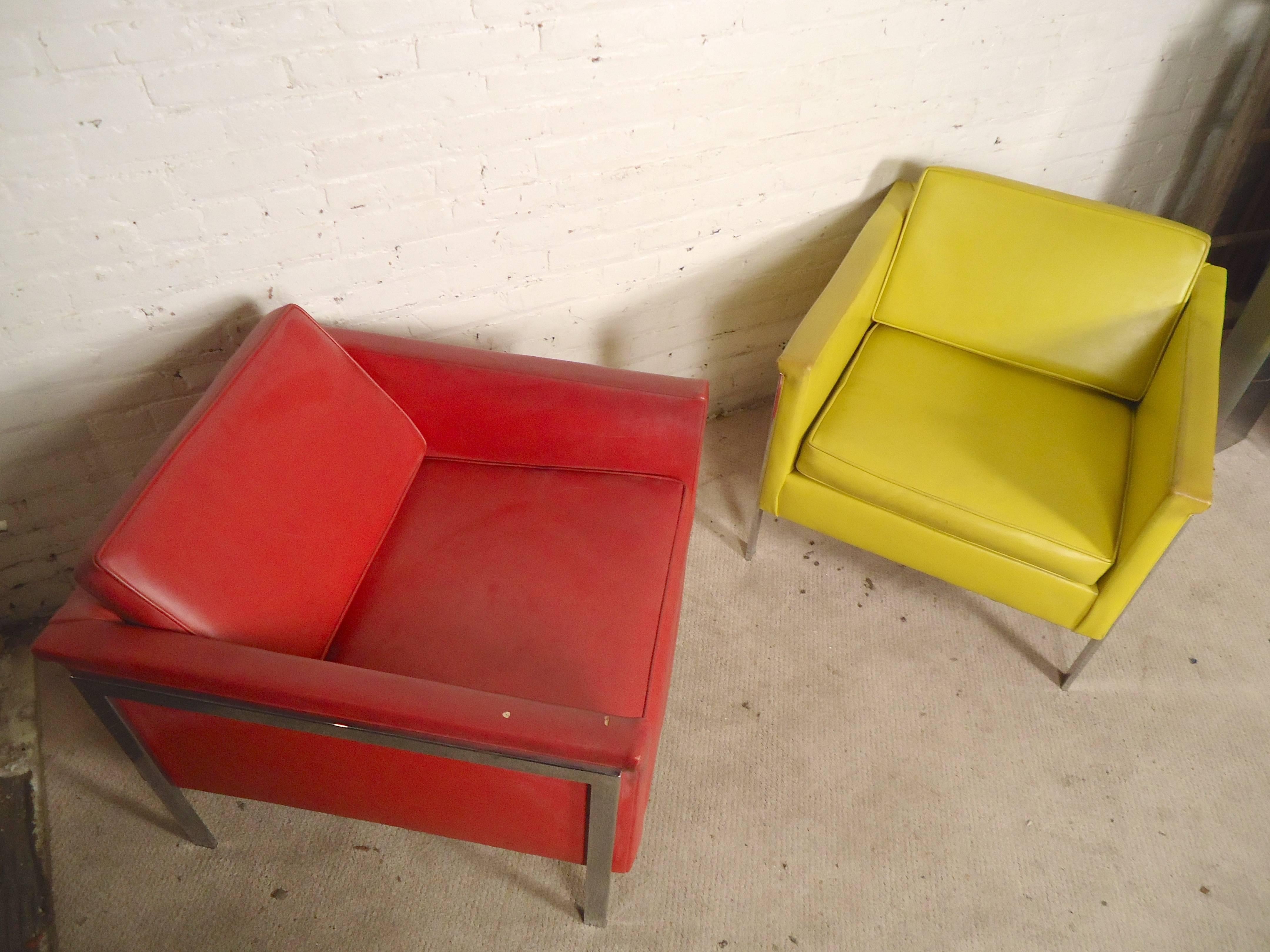 Pair Mid-Century Modern Lounge Chairs, Yellow and Red 2