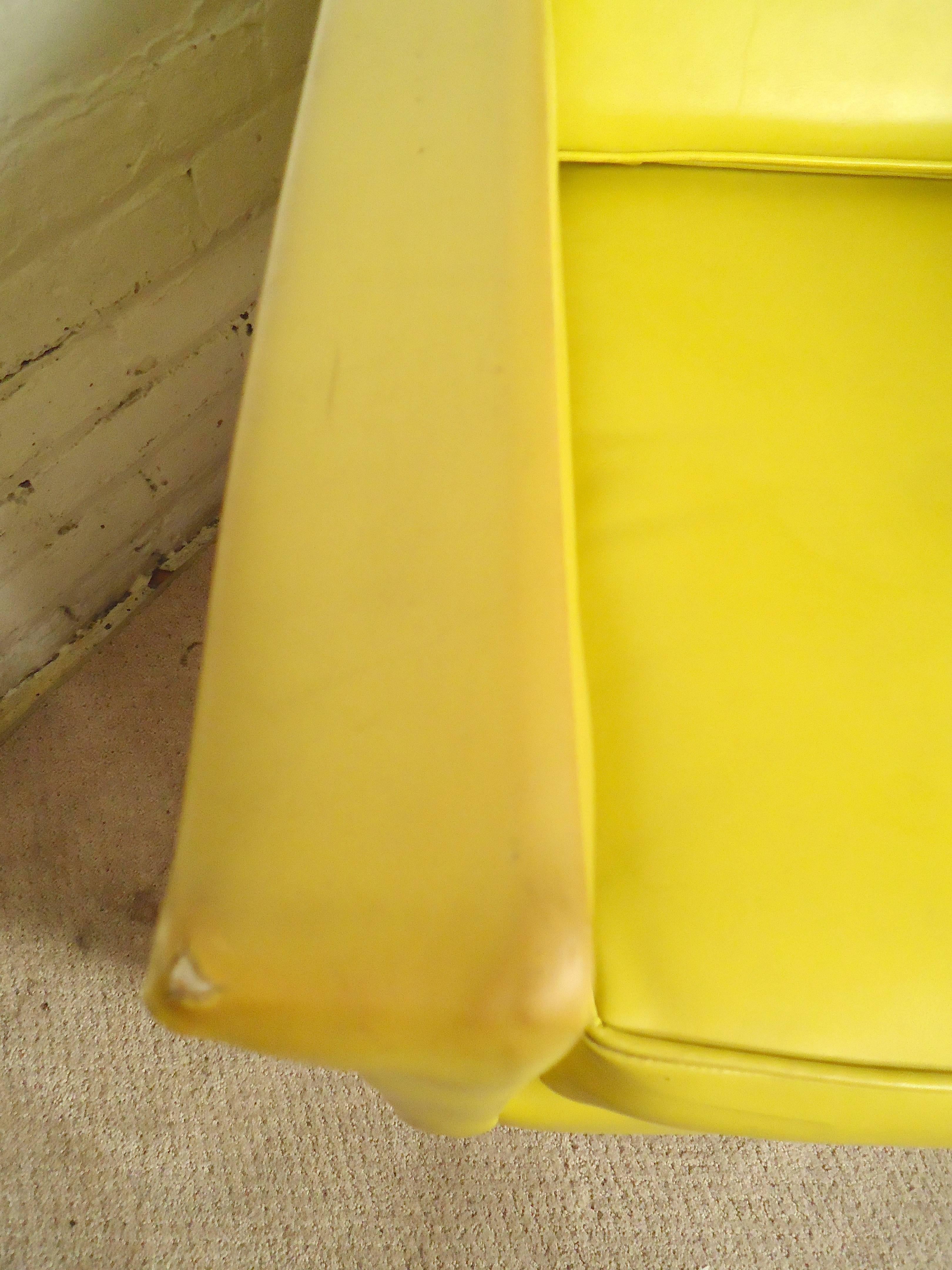 Mid-20th Century Pair Mid-Century Modern Lounge Chairs, Yellow and Red