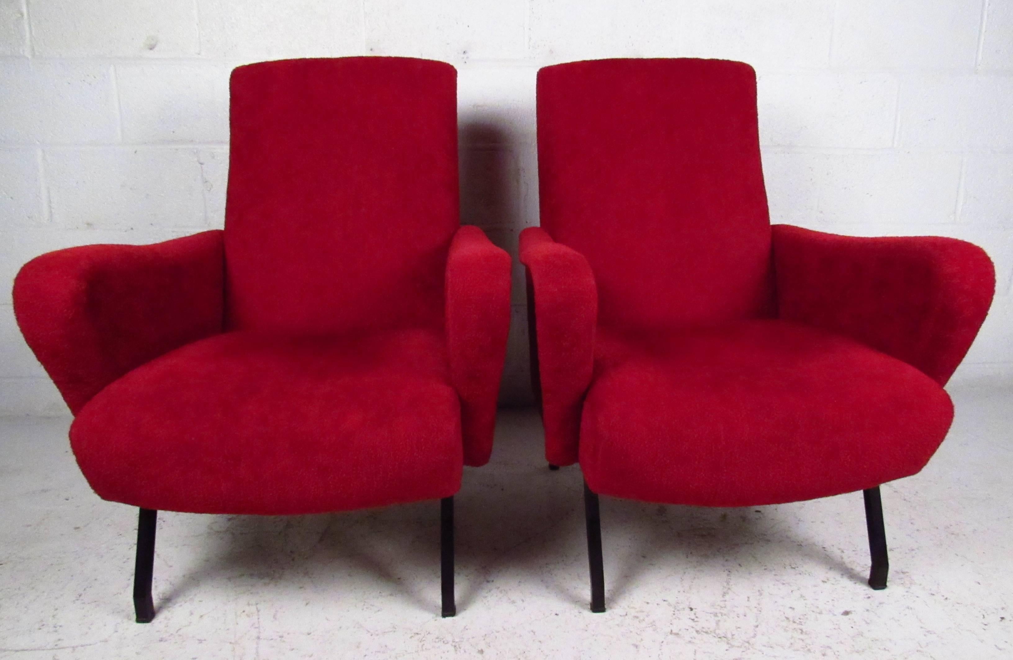 italien Paire de fauteuils de salon de style Marco Zanuso en vente