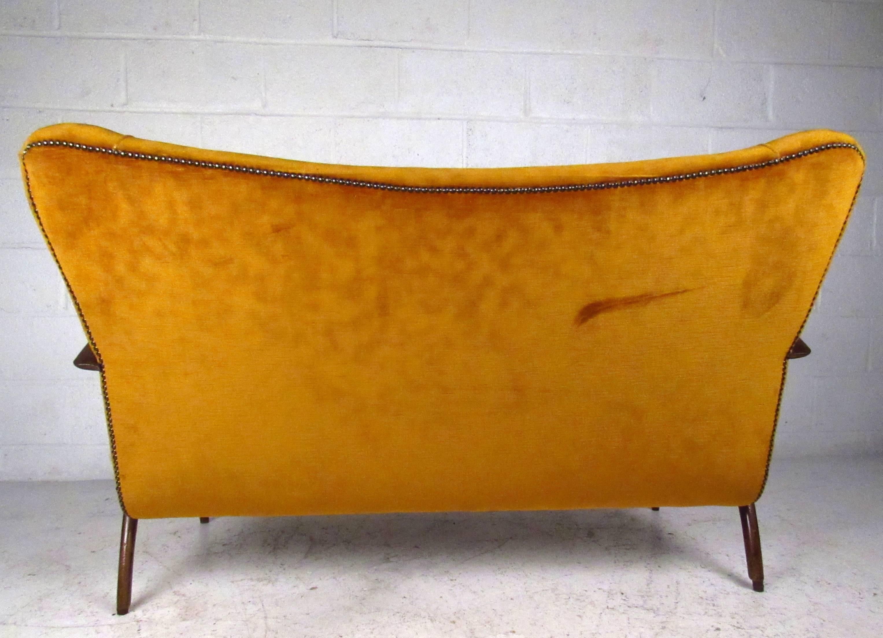 Mid-20th Century Italian Modern Sofa after Paolo Buffa