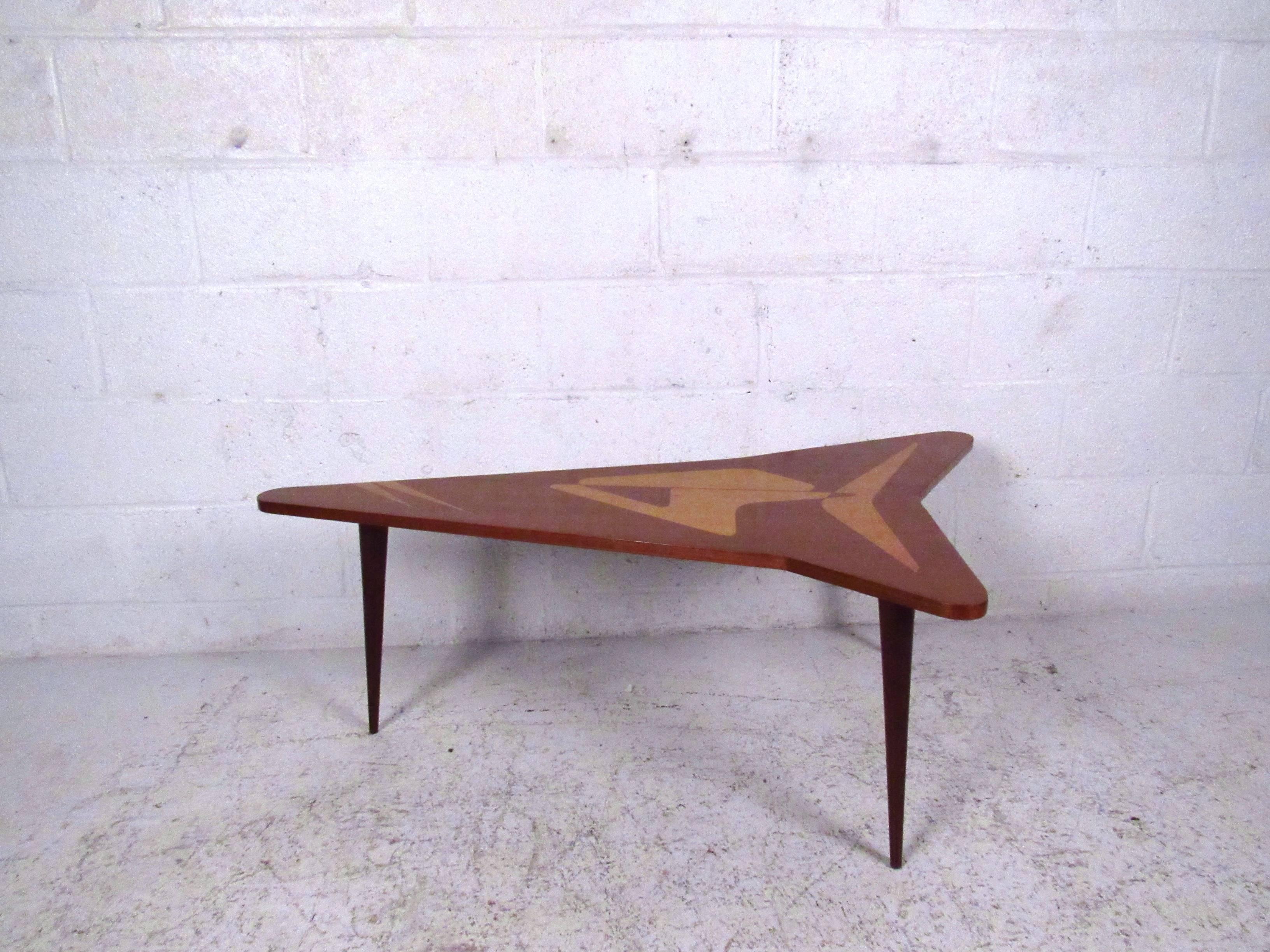 Sculptural Modern Triangular End Table 2