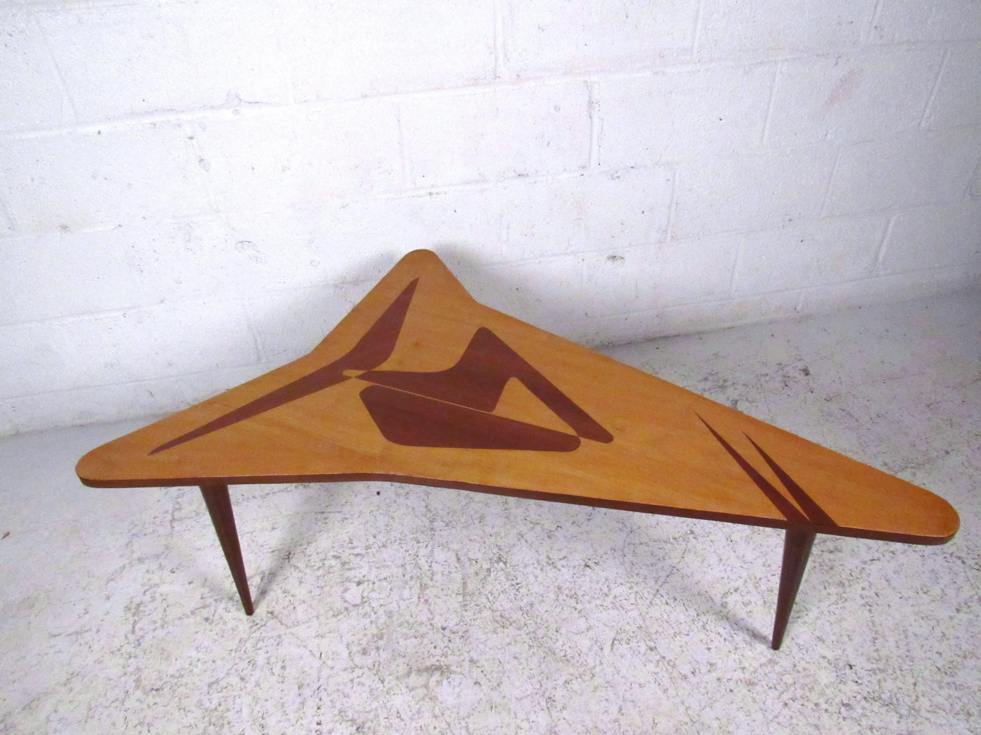 Sculptural Modern Triangular End Table 1