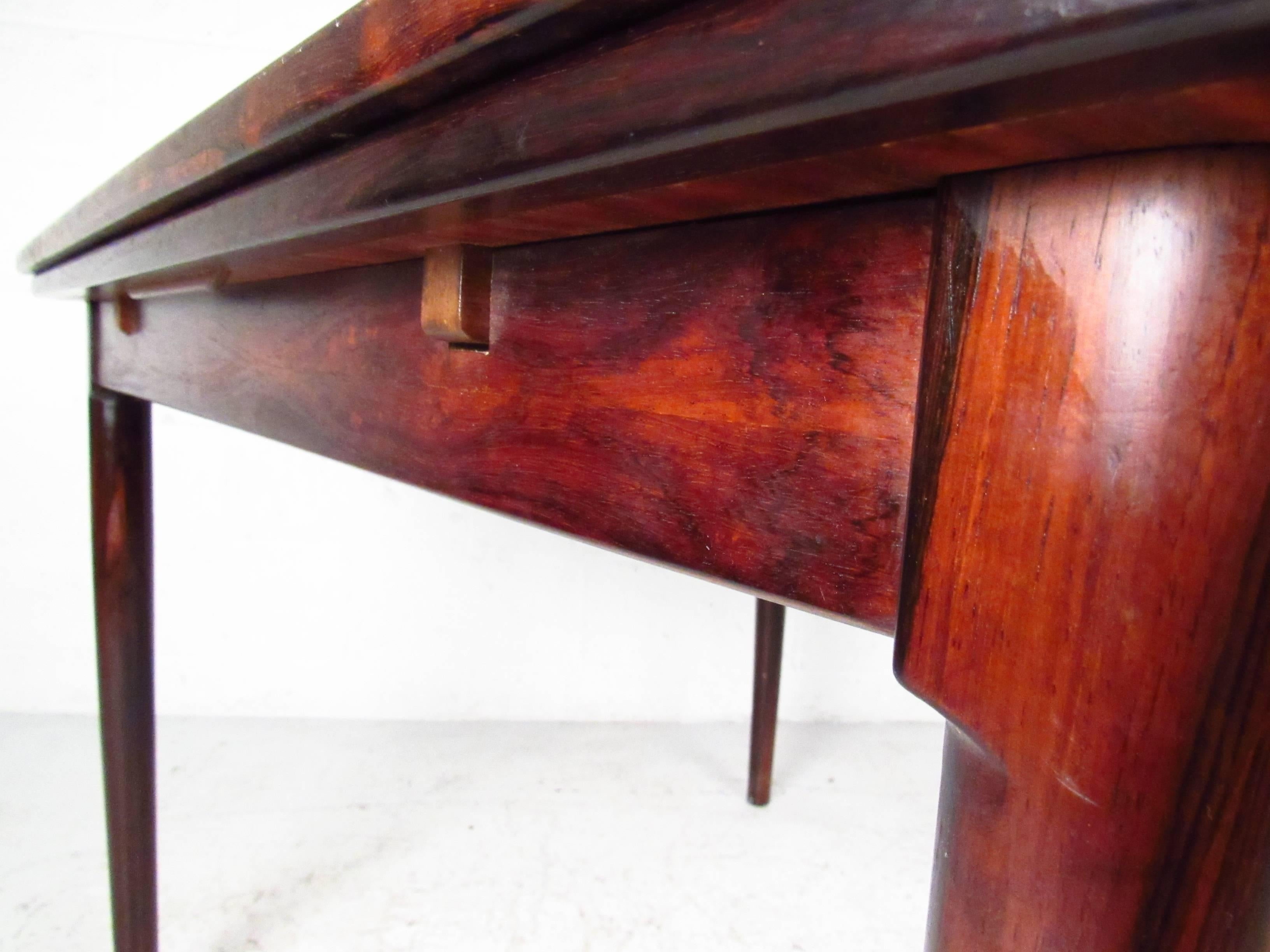 Danish Rosewood Dining Table Attributed to Arne Vodder 2
