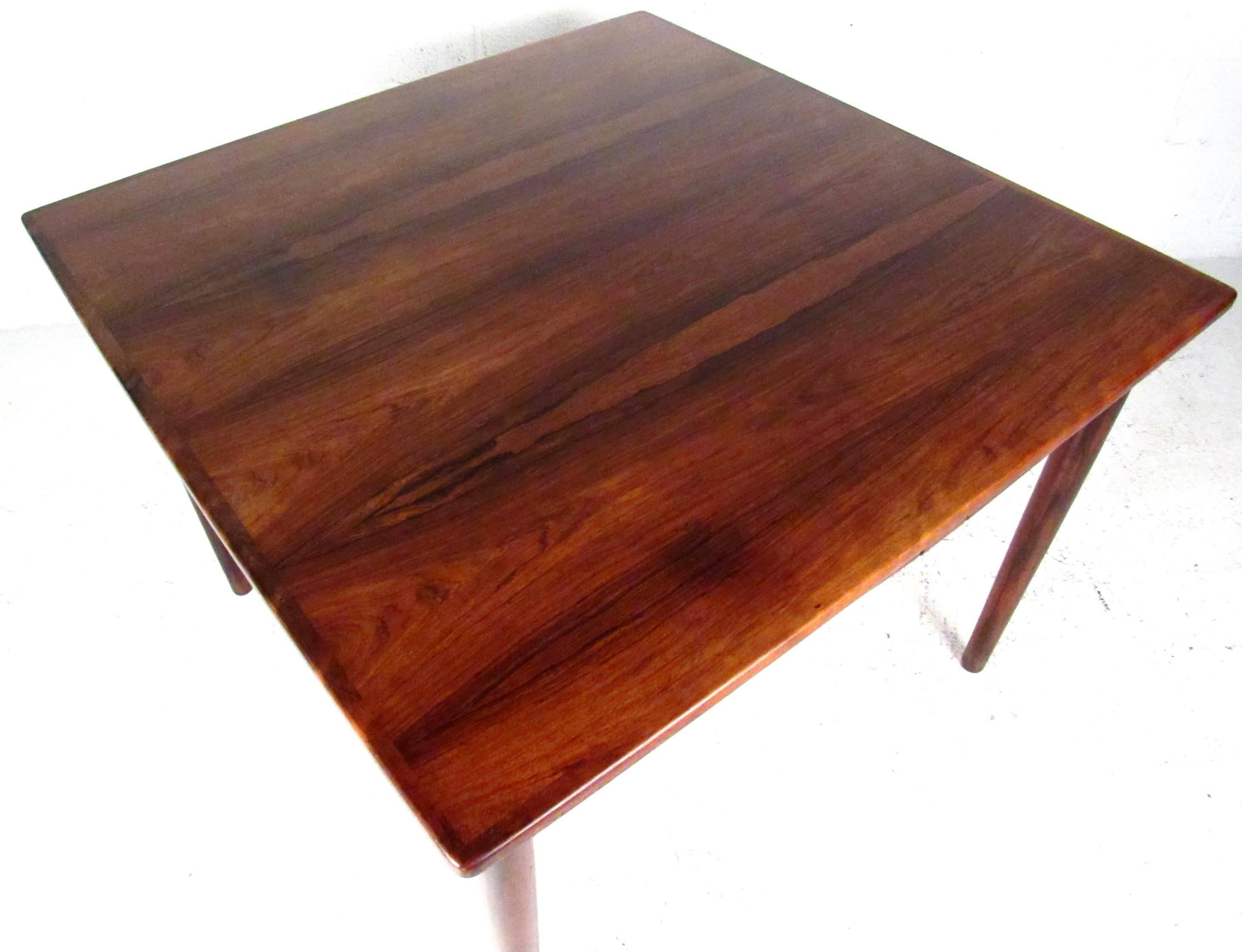 Mid-20th Century Danish Rosewood Dining Table Attributed to Arne Vodder