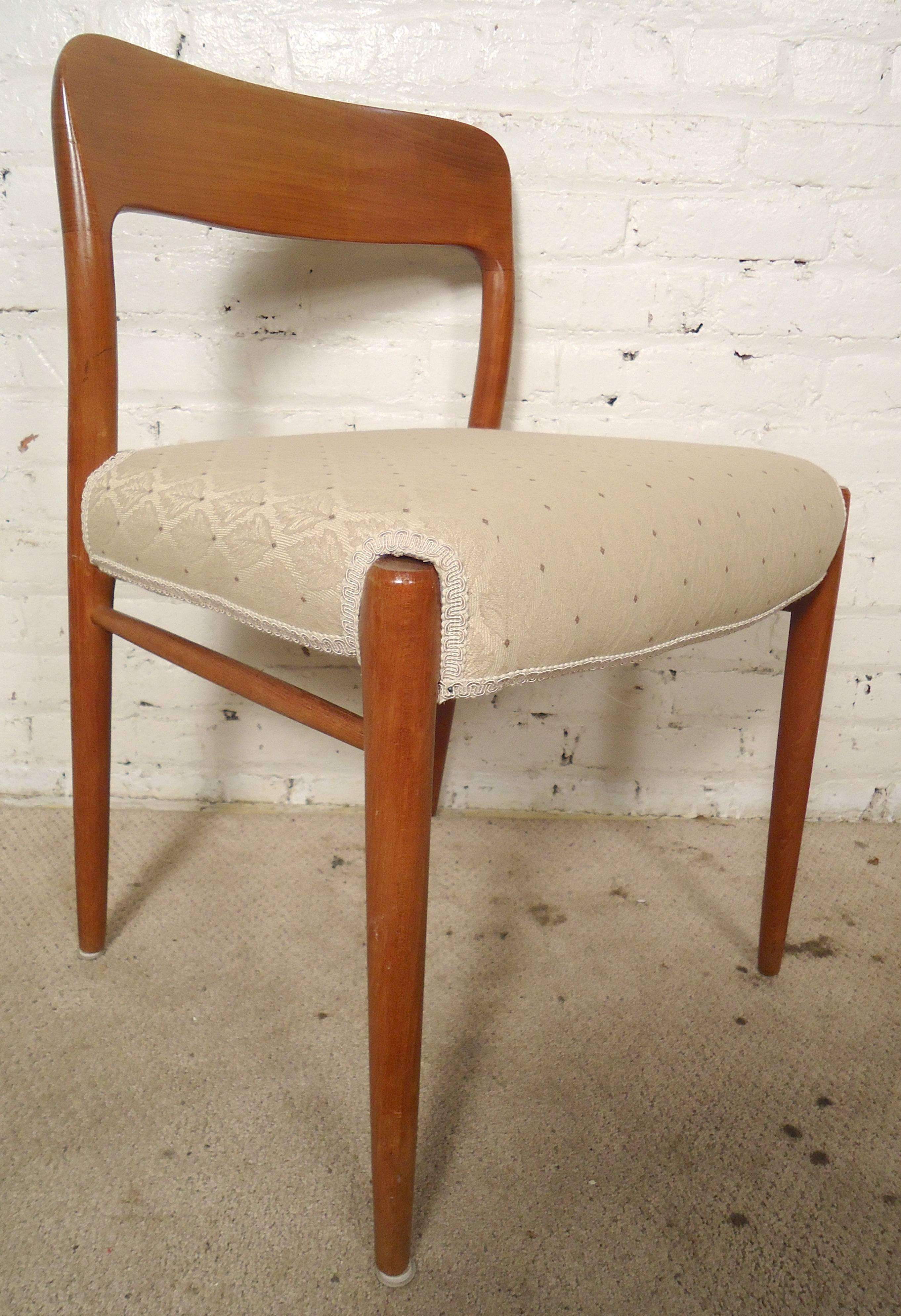 Set of Four Niels O. Møller Dining Chairs In Good Condition In Brooklyn, NY