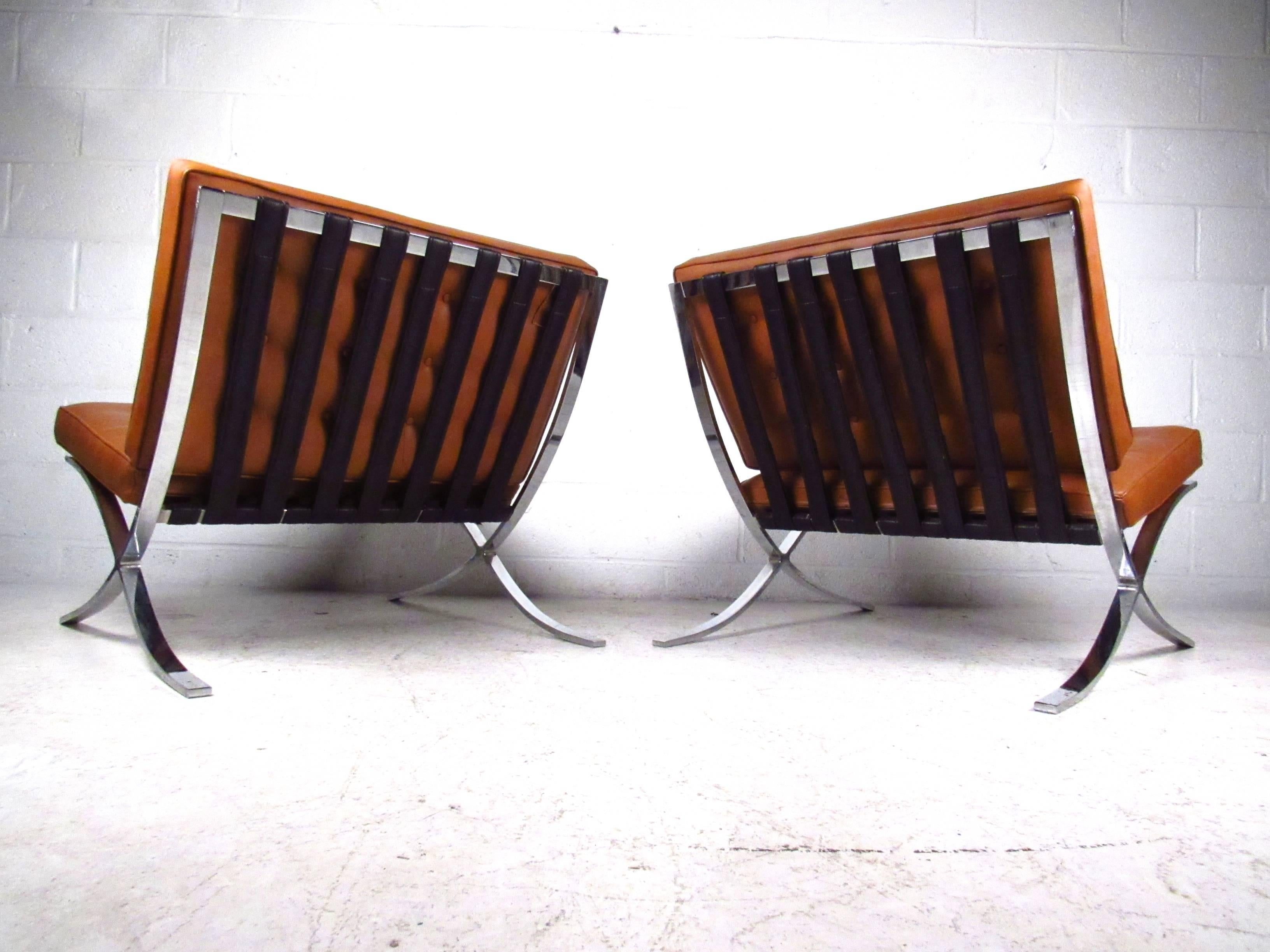 Mid-Century Modern Barcelona Chairs in the Style of Mies Van Der Rohe In Good Condition In Brooklyn, NY