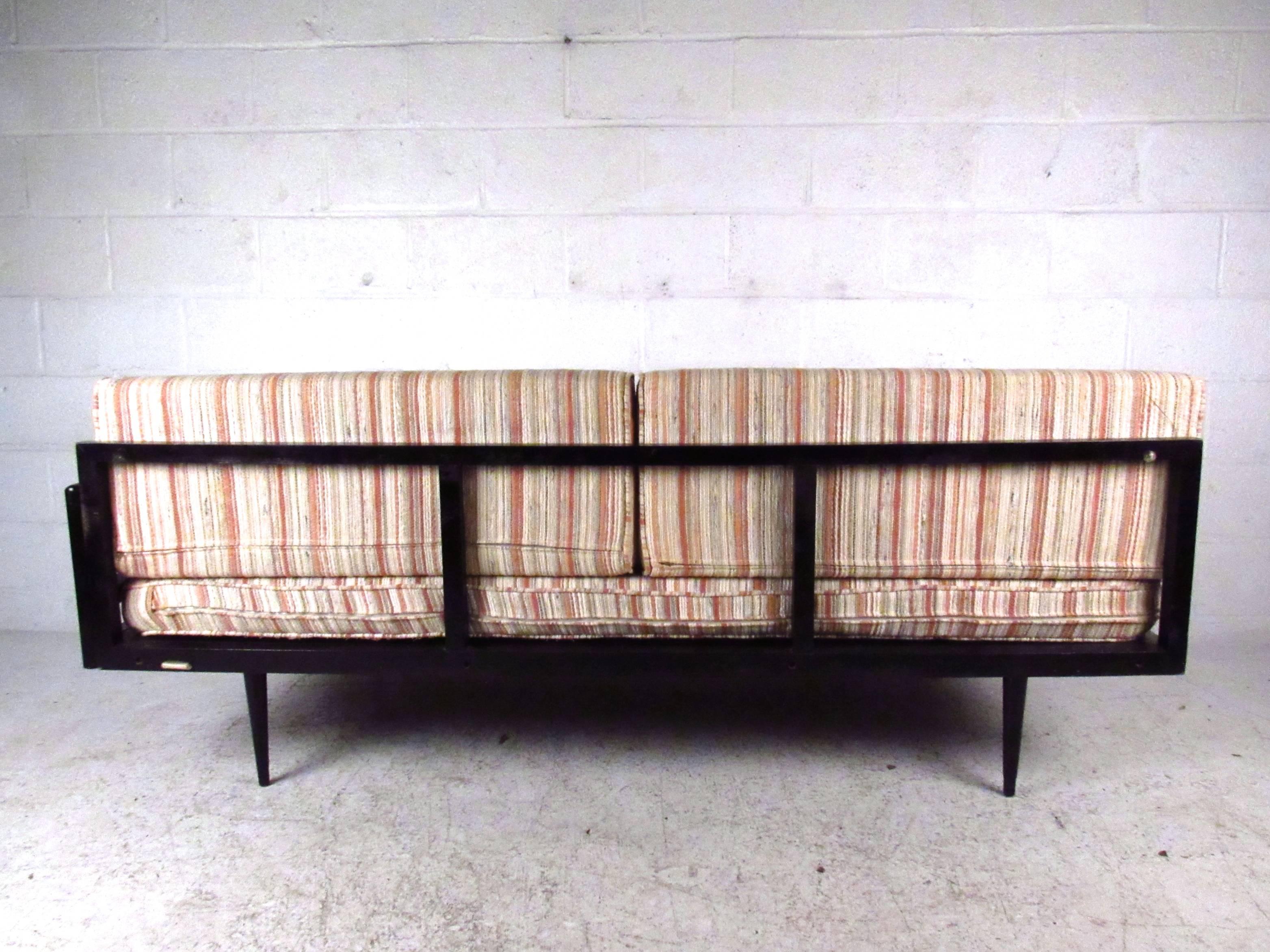 Unique Mid-Century Modern Daybed Settee 3