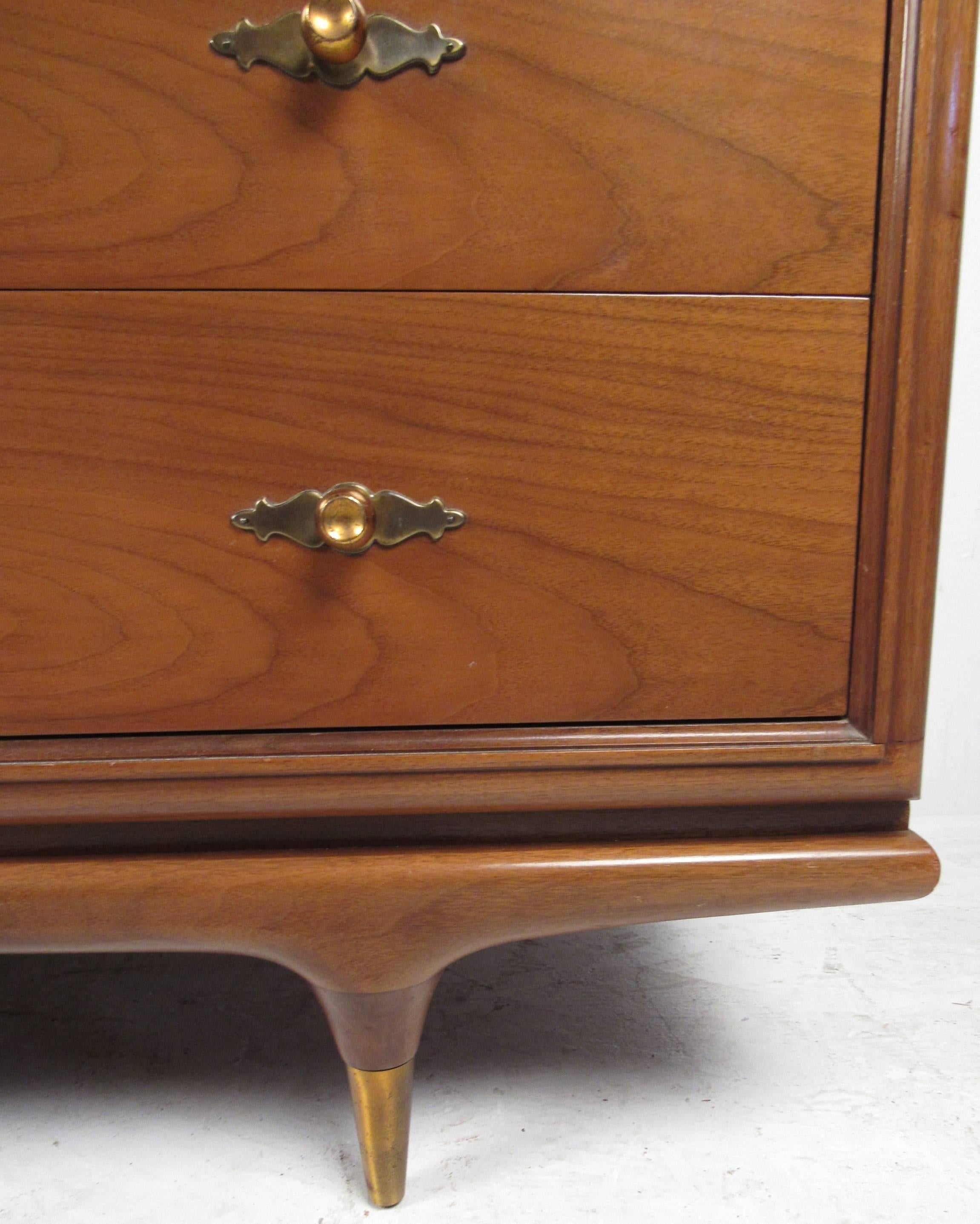 Mid-Century Modern Kent Coffey Continental Dresser In Good Condition In Brooklyn, NY