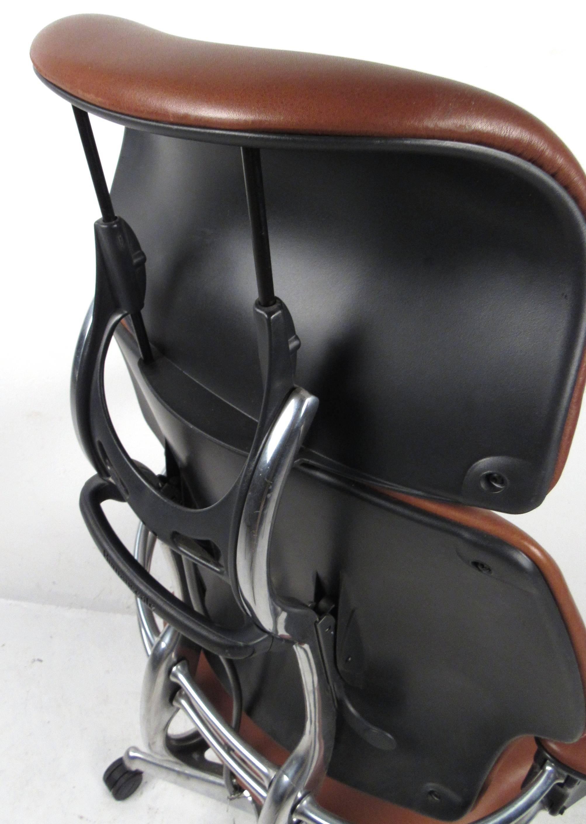 20th Century Midcentury Style Ergonomic Leather Swivel Desk Chair