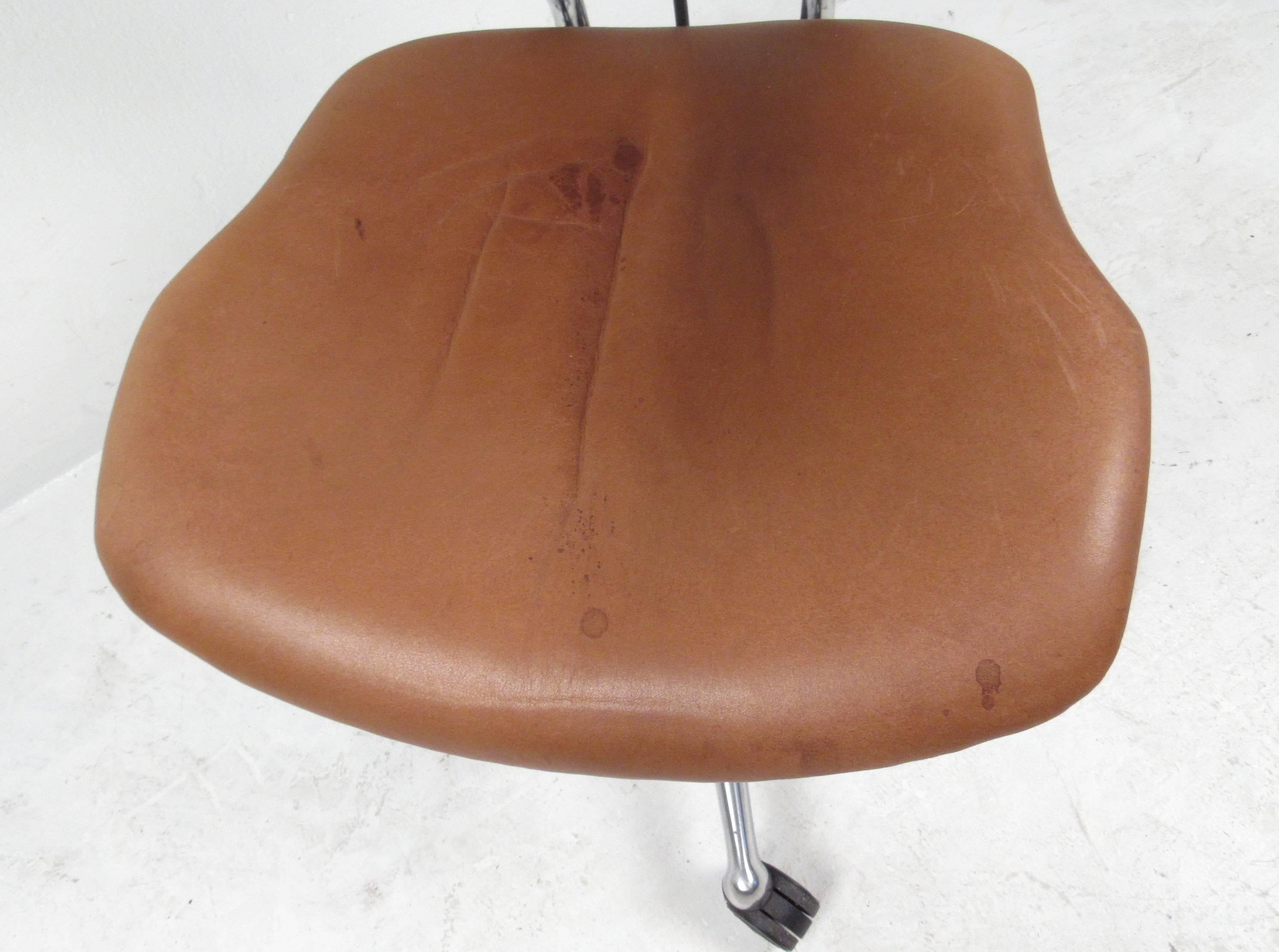 mid century modern ergonomic office chair