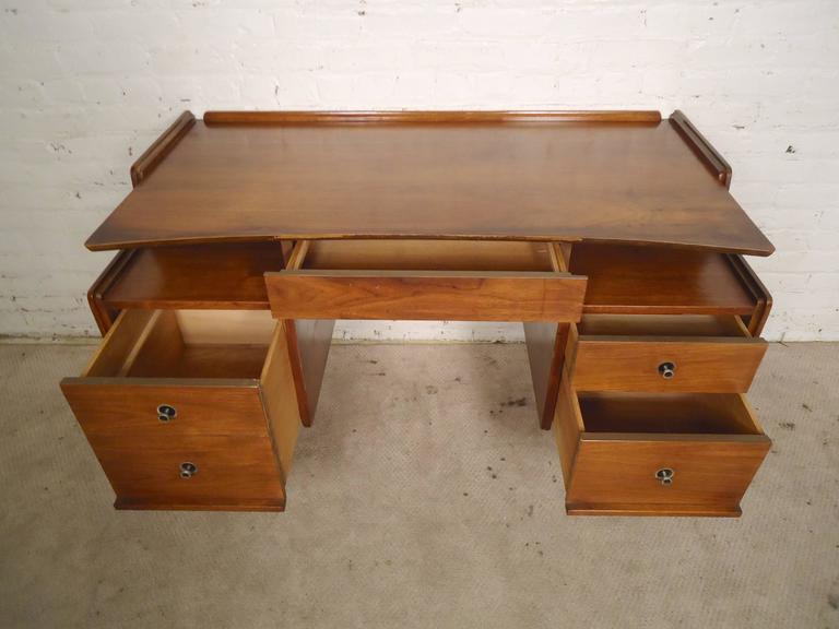 Mid-century Desk by Hooker with Finished Back For Sale at 1stdibs