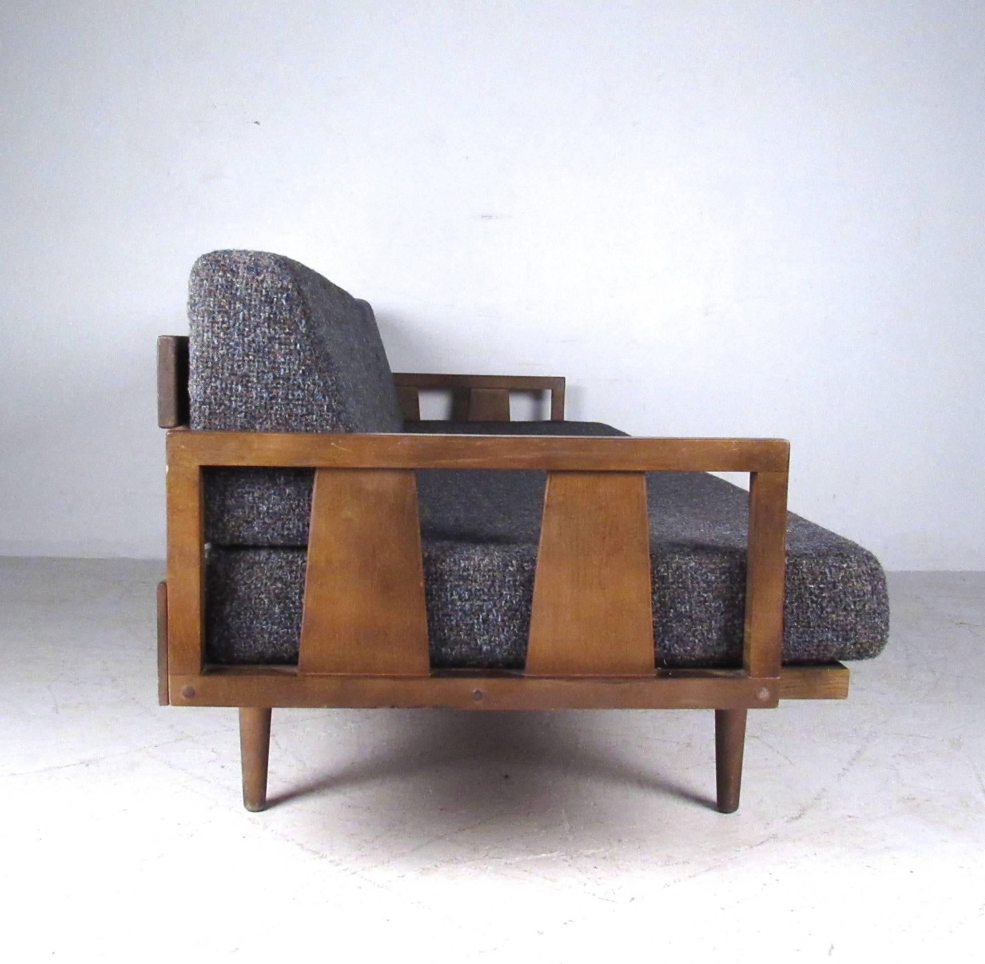 Late 20th Century Unique Mid-Century Modern Daybed Sofa