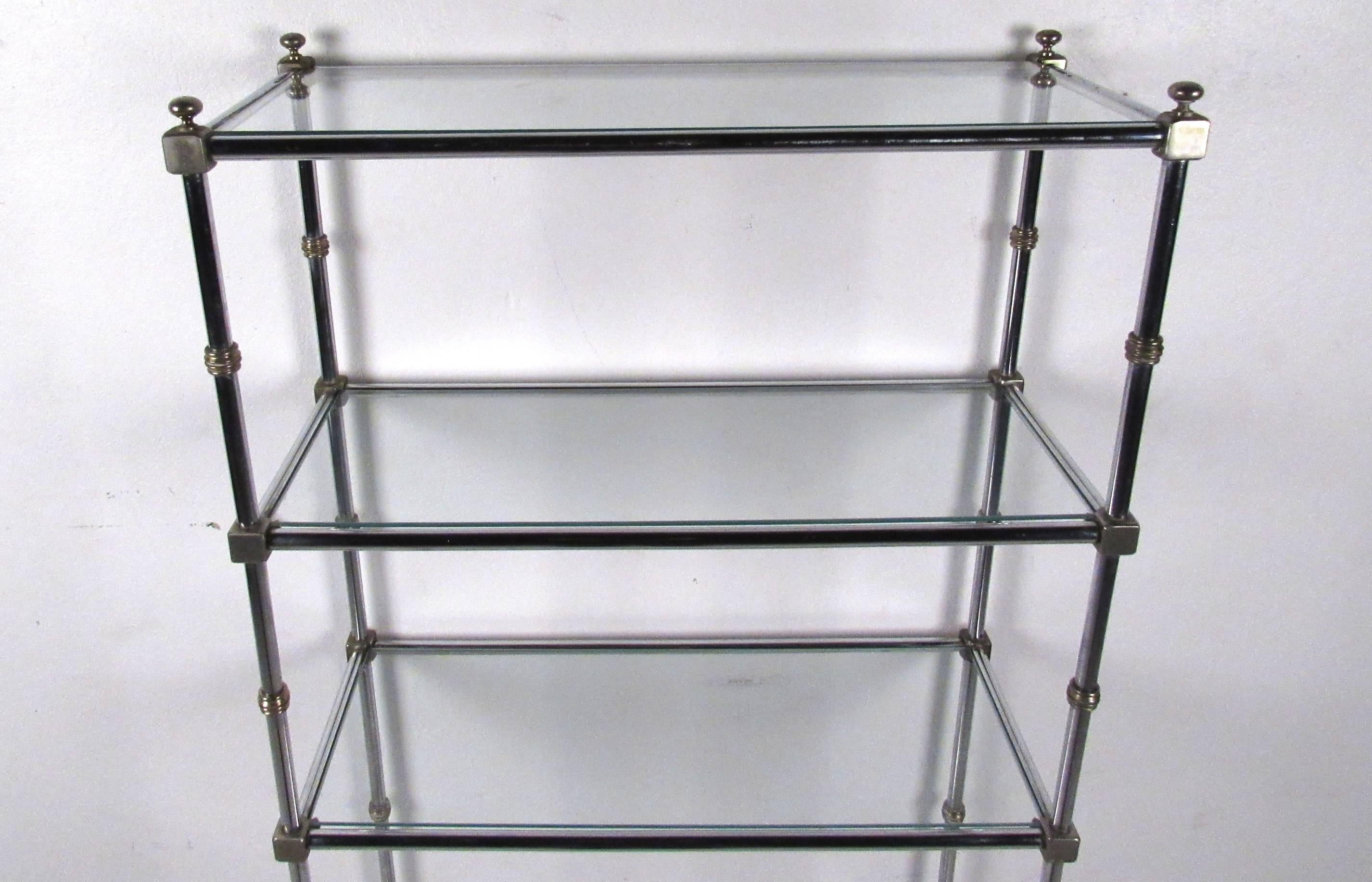 Mid-Century Modern Chrome and Brass Display Etagere In Good Condition In Brooklyn, NY