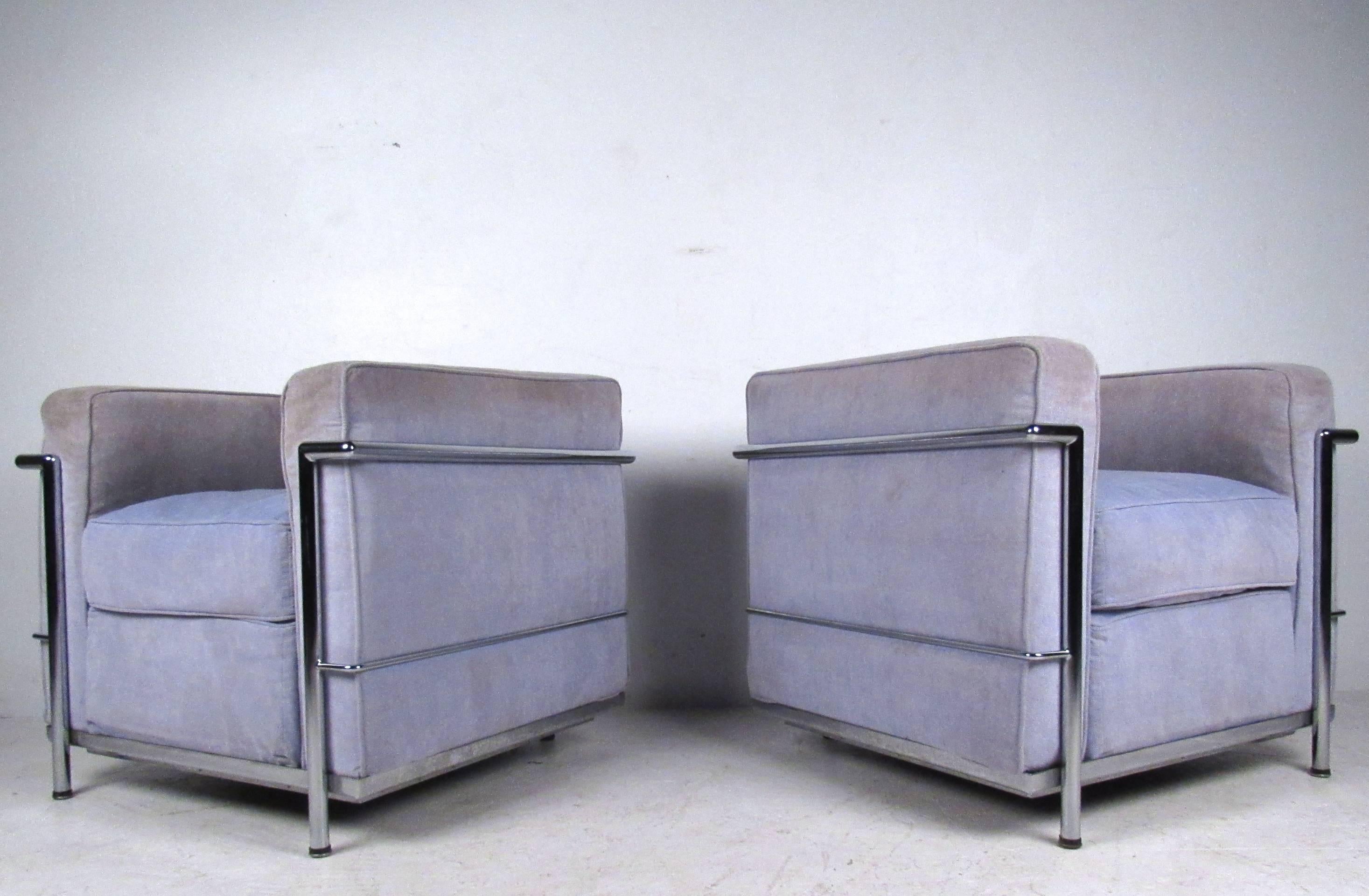 Mid-Century Modern Paire de fauteuils de salon modernes vintage de style Le Corbusier en vente