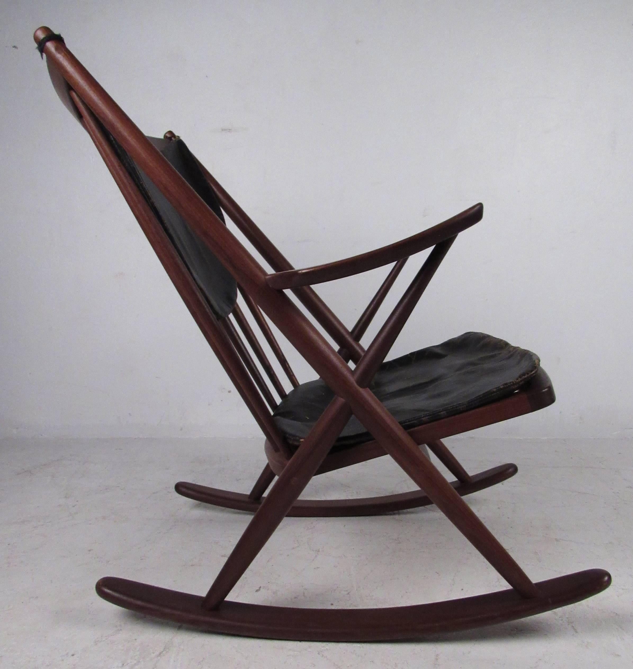 Danish Modern Rocking Chair In Good Condition In Brooklyn, NY