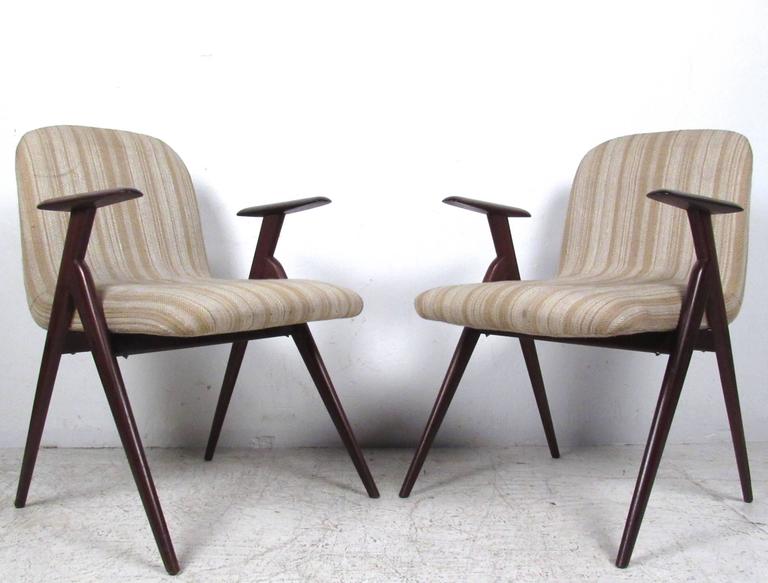 Mid-20th Century Six Mid-Century Modern Italian Dining Chairs For Sale