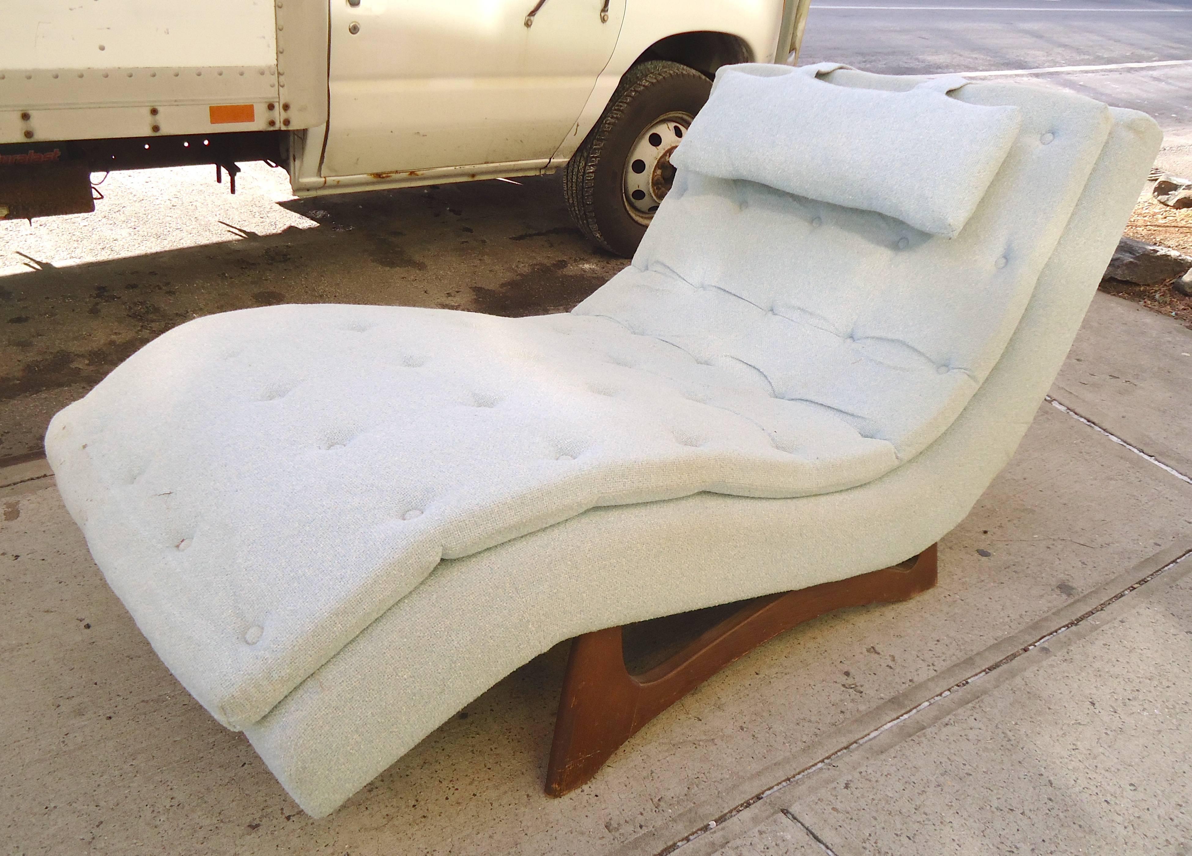 Large Chaise Lounge by Adrian Pearsall In Good Condition In Brooklyn, NY