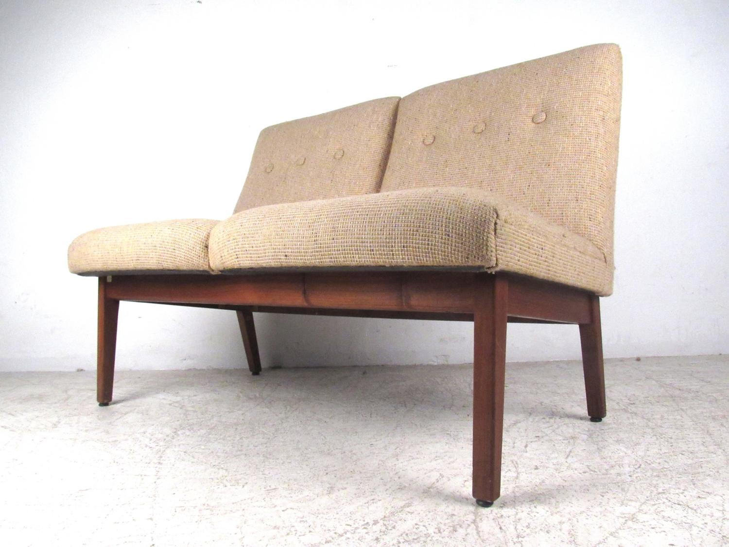 Mid-Century Modern Settee Chair by Johnson Chair Co. For Sale at 1stdibs