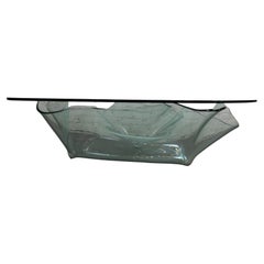 Mesa pañuelo monumental de vidrio soplado de Laurel Fyfe