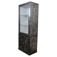 Industrieller Vitrinenschrank aus gebürstetem Stahl, 2-teilig, 80"
