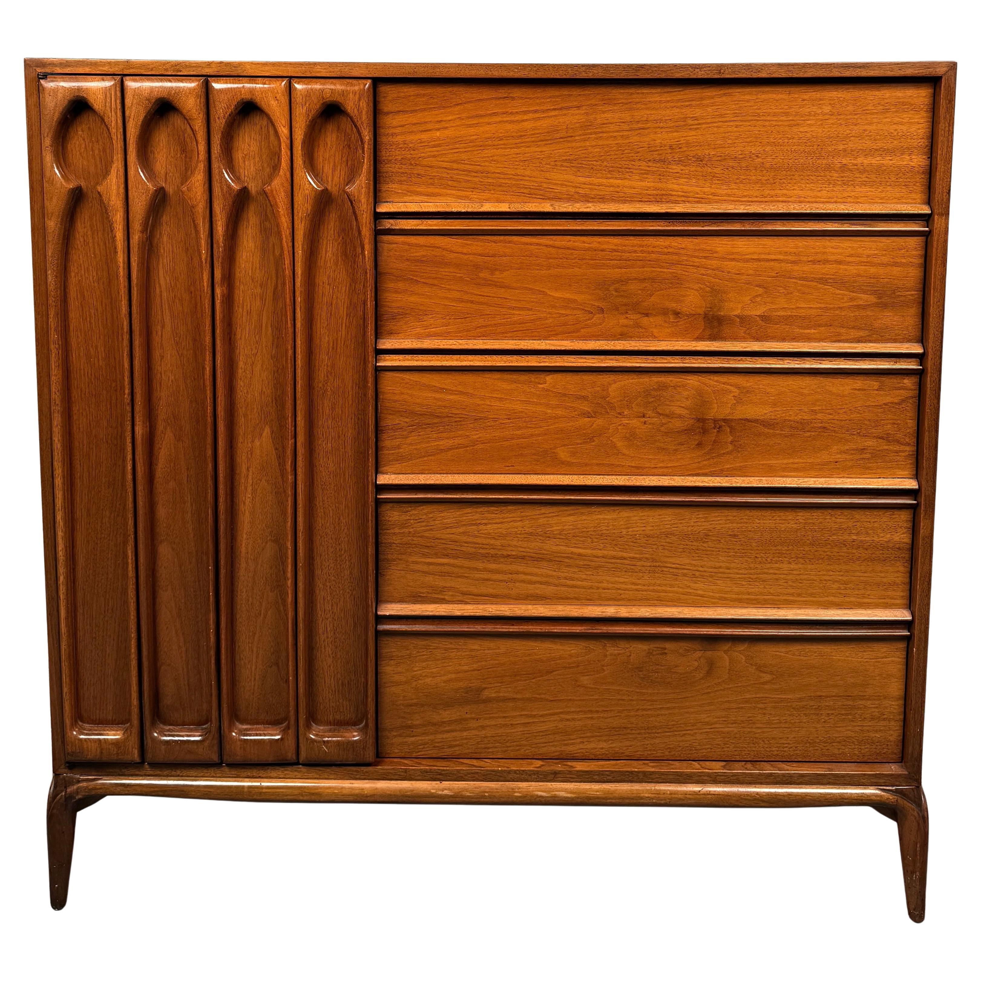 Comò Highboy in noce americano vintage