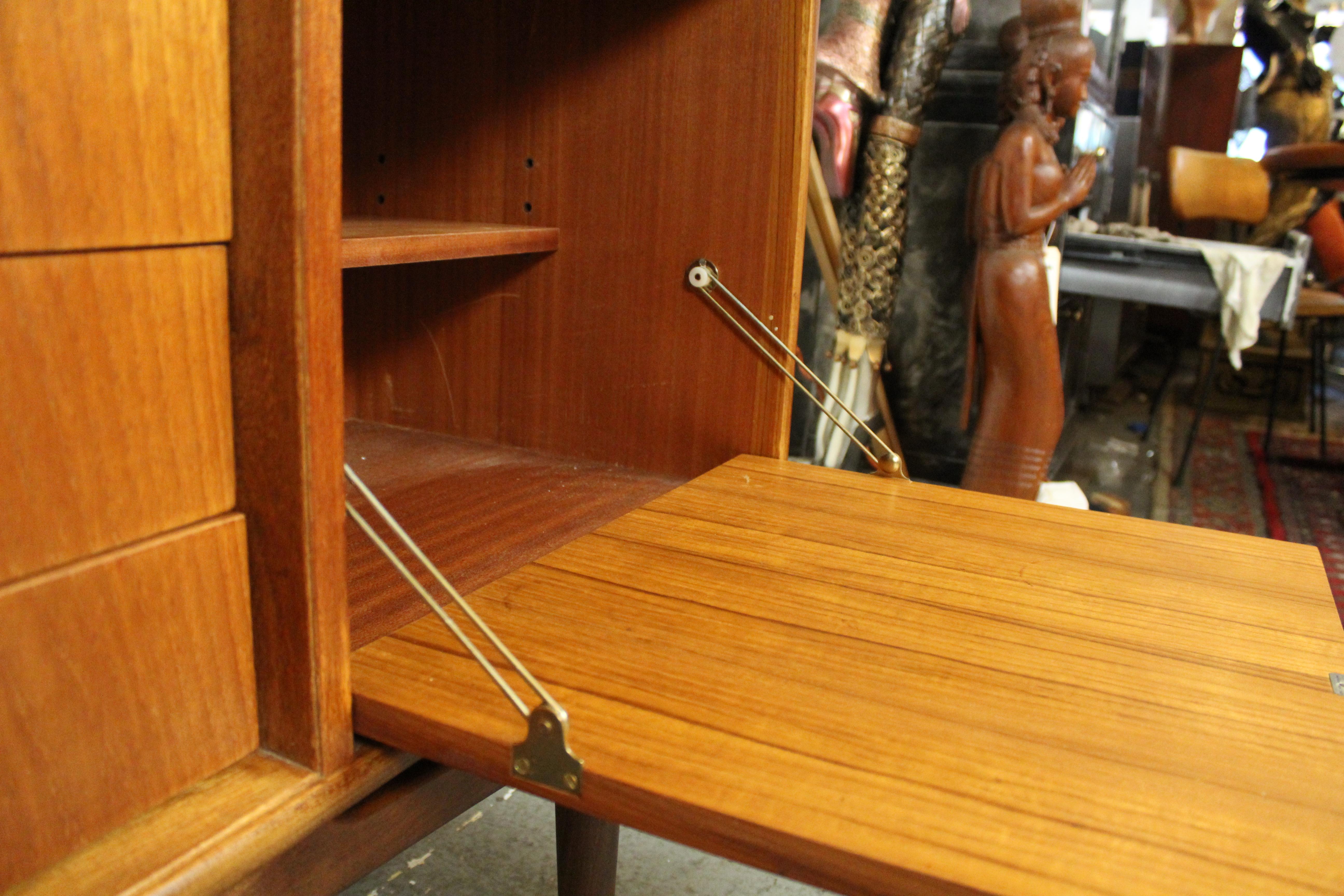 Mid-Century English Sideboard by V.B. Wilkins for G-Plan For Sale 3
