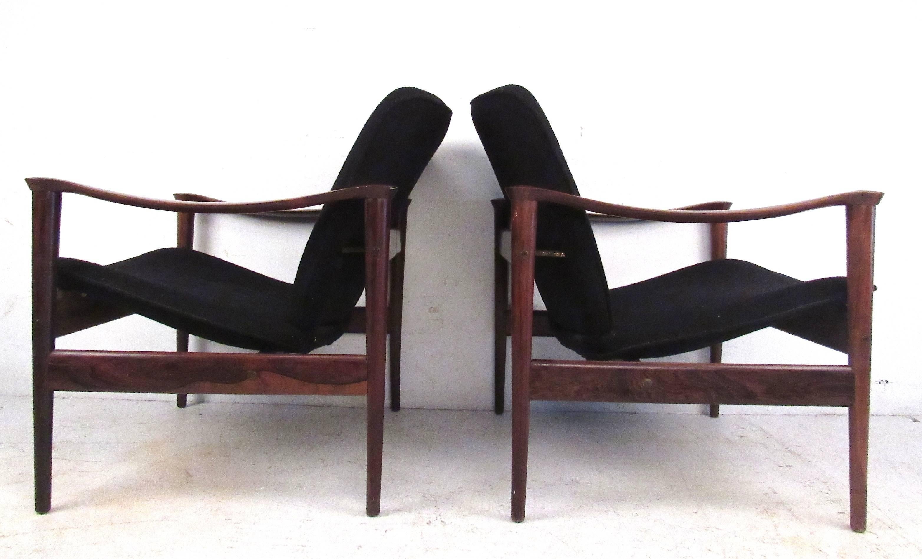 Scandinave moderne Chaises longues Fredrik Kayser, modernes du milieu du siècle dernier  en vente