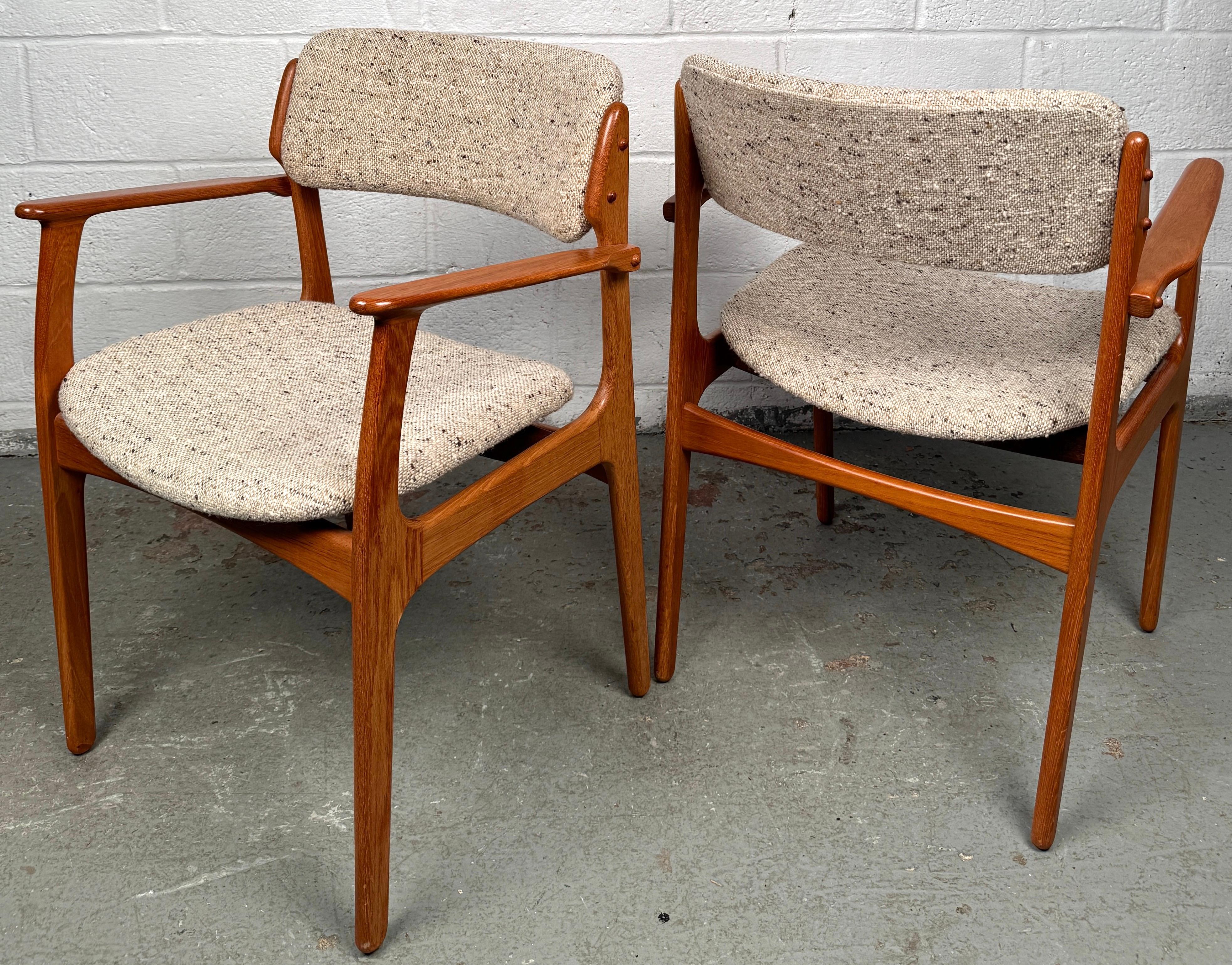 Ensemble de 8 chaises de salle à manger vintage par Erik Buch Model 50 for O.D. Møbler en vente 2