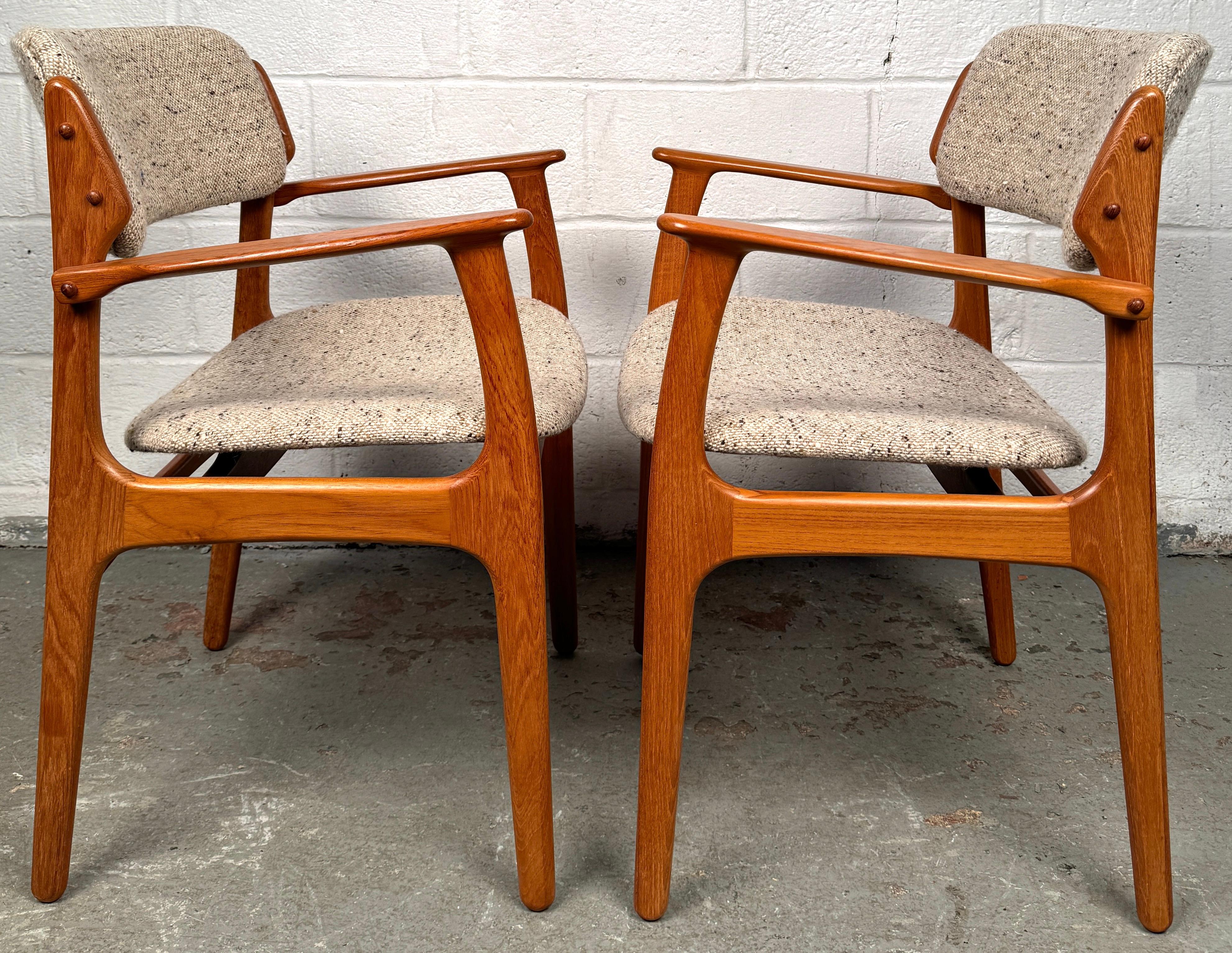 Ensemble de 8 chaises de salle à manger vintage par Erik Buch Model 50 for O.D. Møbler en vente 4