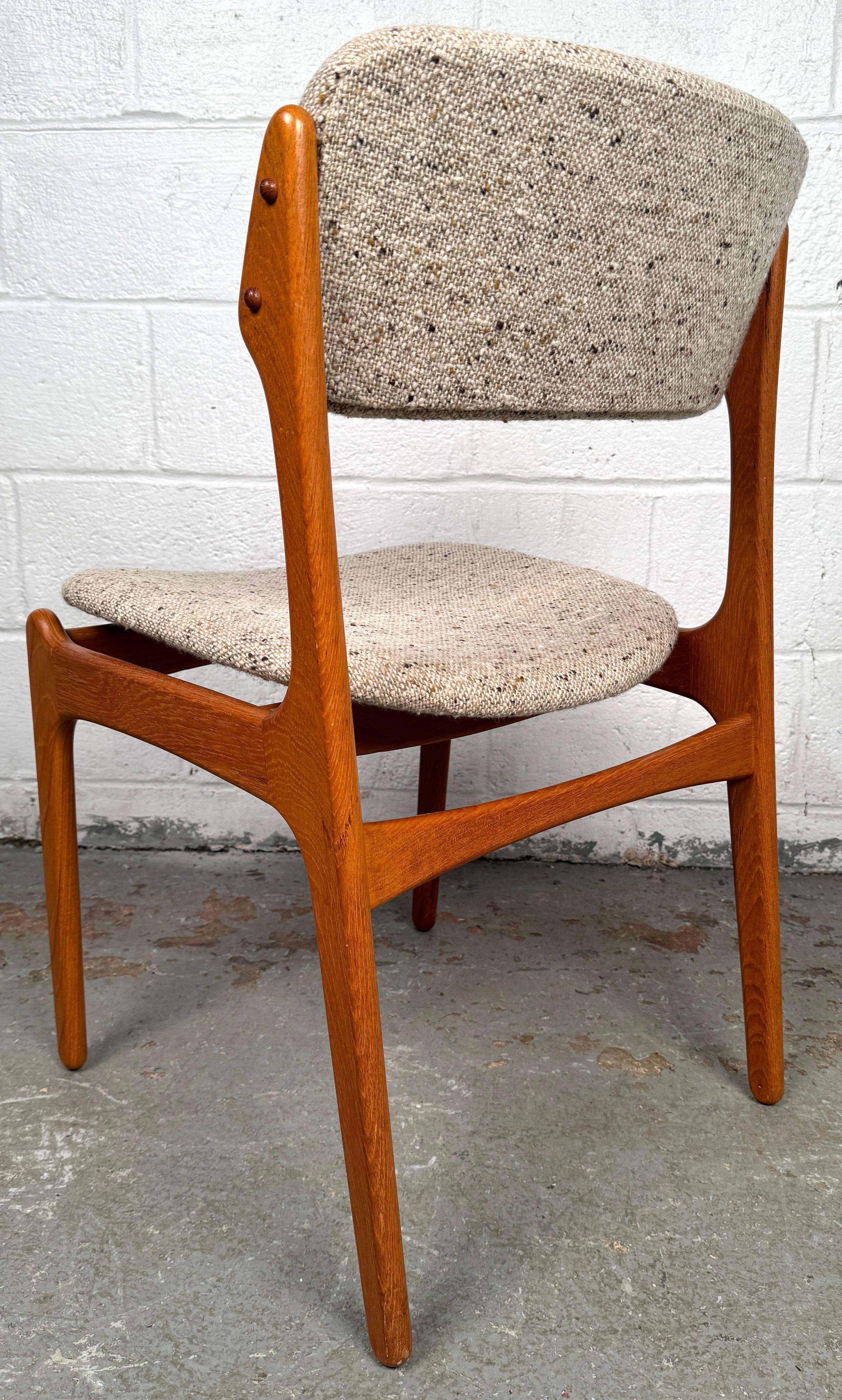 Ensemble de 8 chaises de salle à manger vintage par Erik Buch Model 50 for O.D. Møbler en vente 8