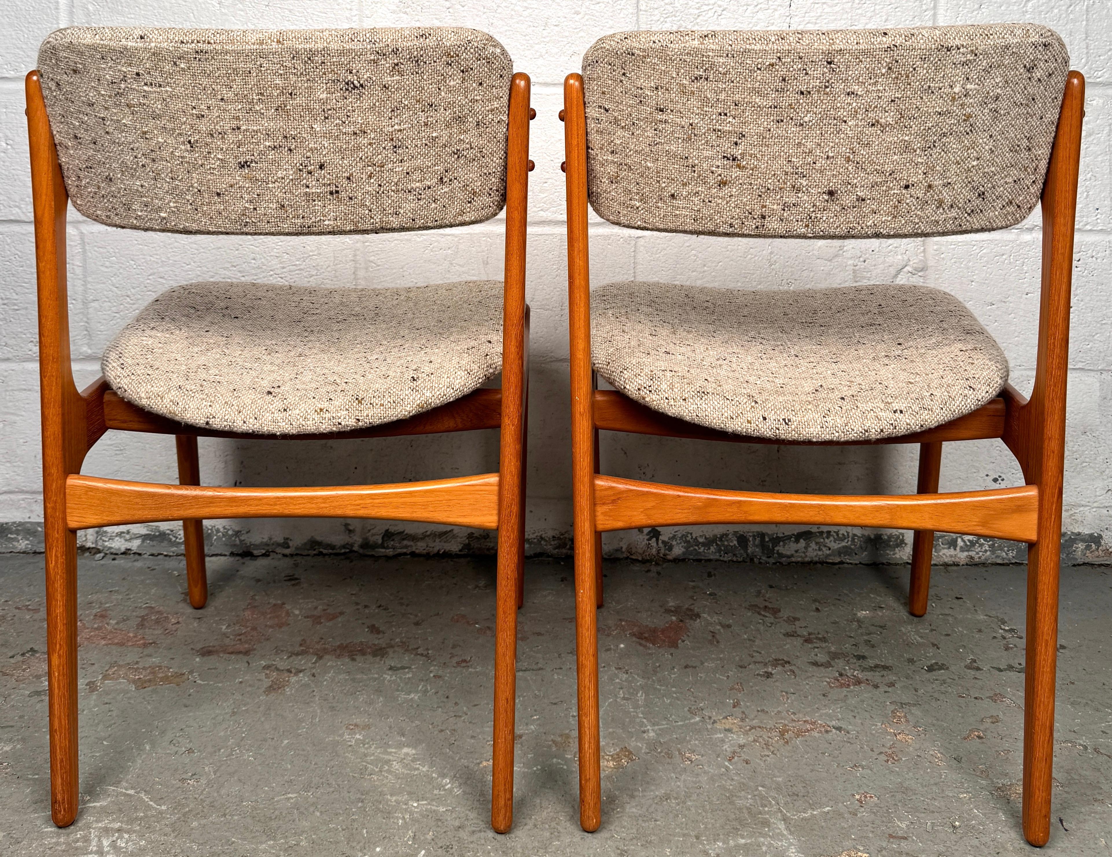 Ensemble de 8 chaises de salle à manger vintage par Erik Buch Model 50 for O.D. Møbler en vente 13