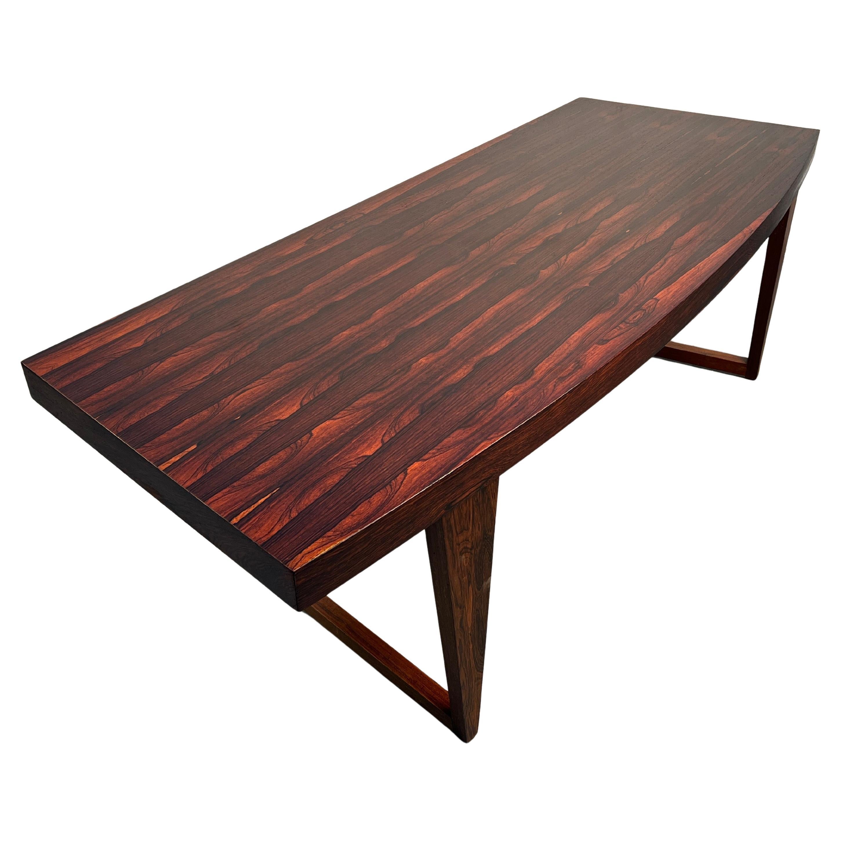 Mesa de centro curvada de palisandro danés