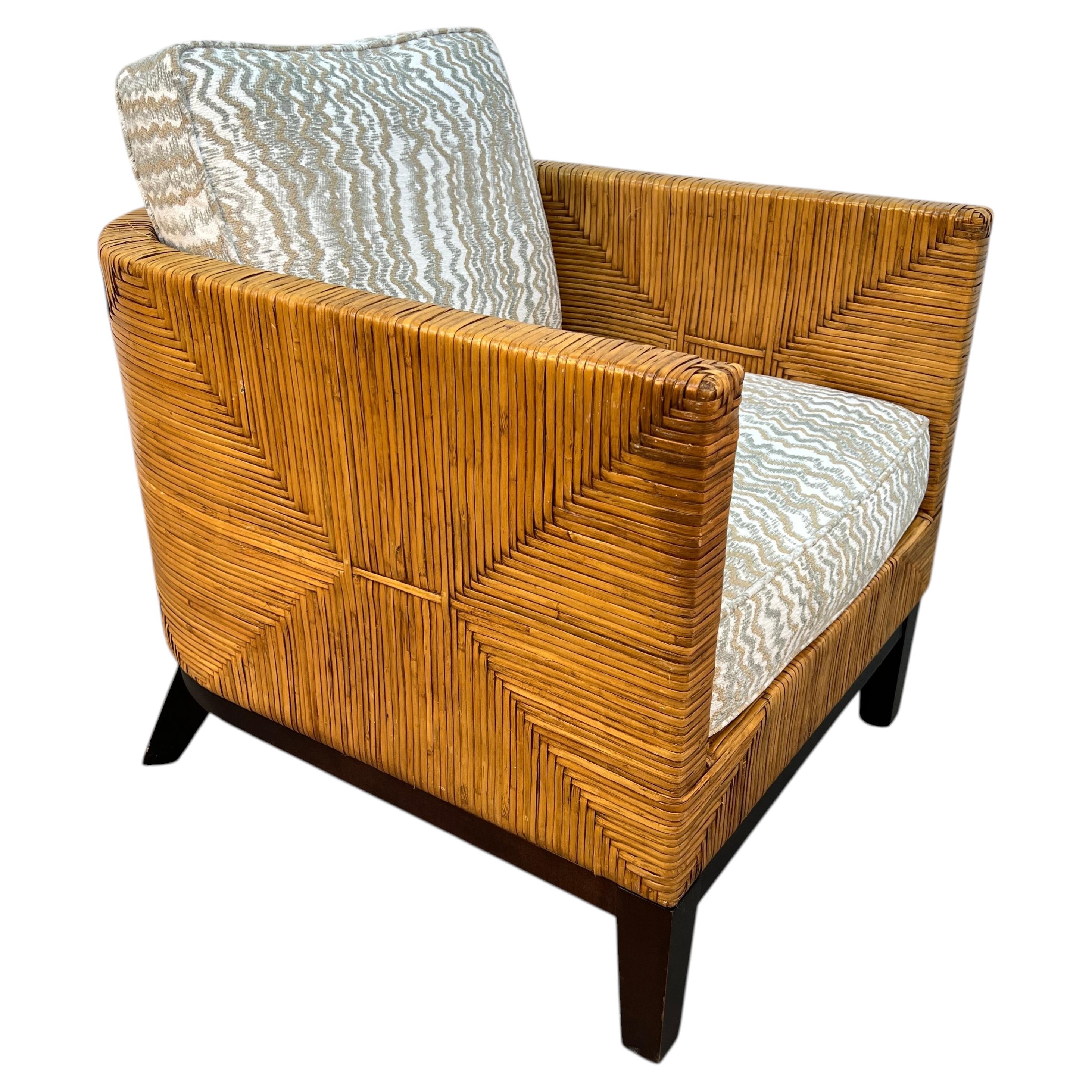 Sillón de mimbre trenzado geométrico Braxton Culler en venta