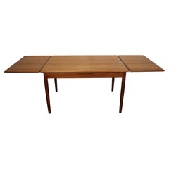 Table à rallonges de salle à manger danoise en teck, style « Mid-Century Modern »