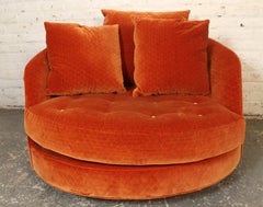 Der „Giant Swivel Tub Chair“ von Milo Baughman für Thayer Coggin